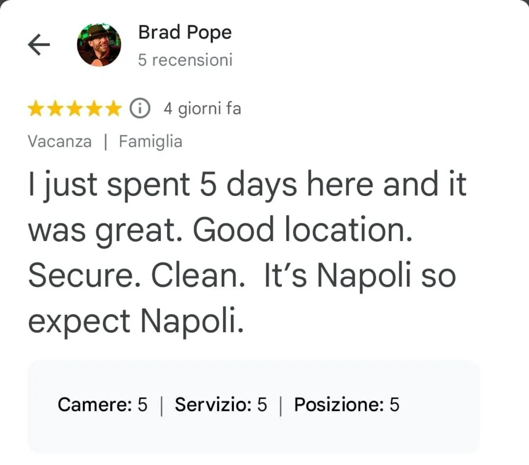 Text overlay in Napoli Segreta