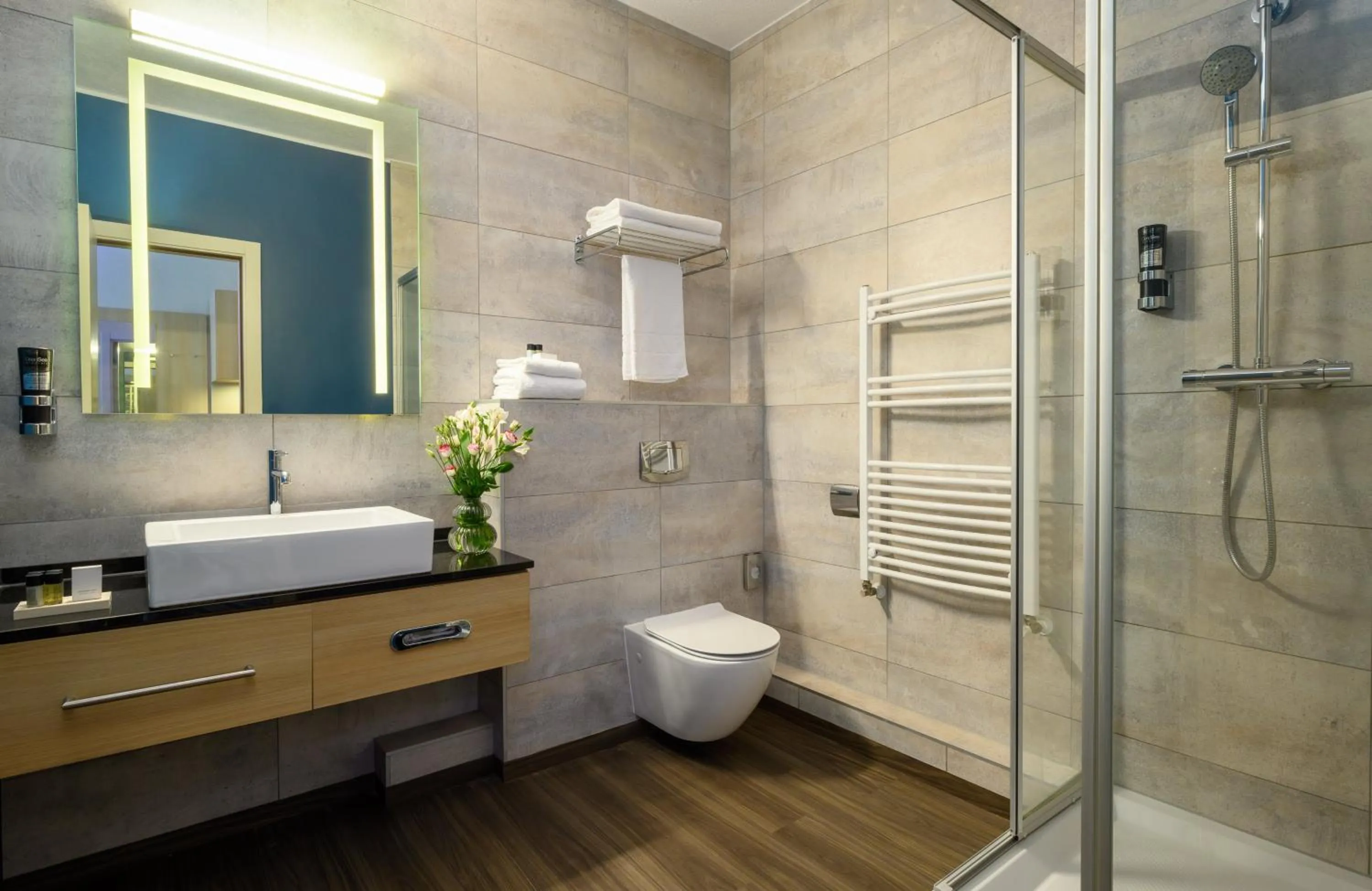 Bathroom in Leonardo Hotel Budapest