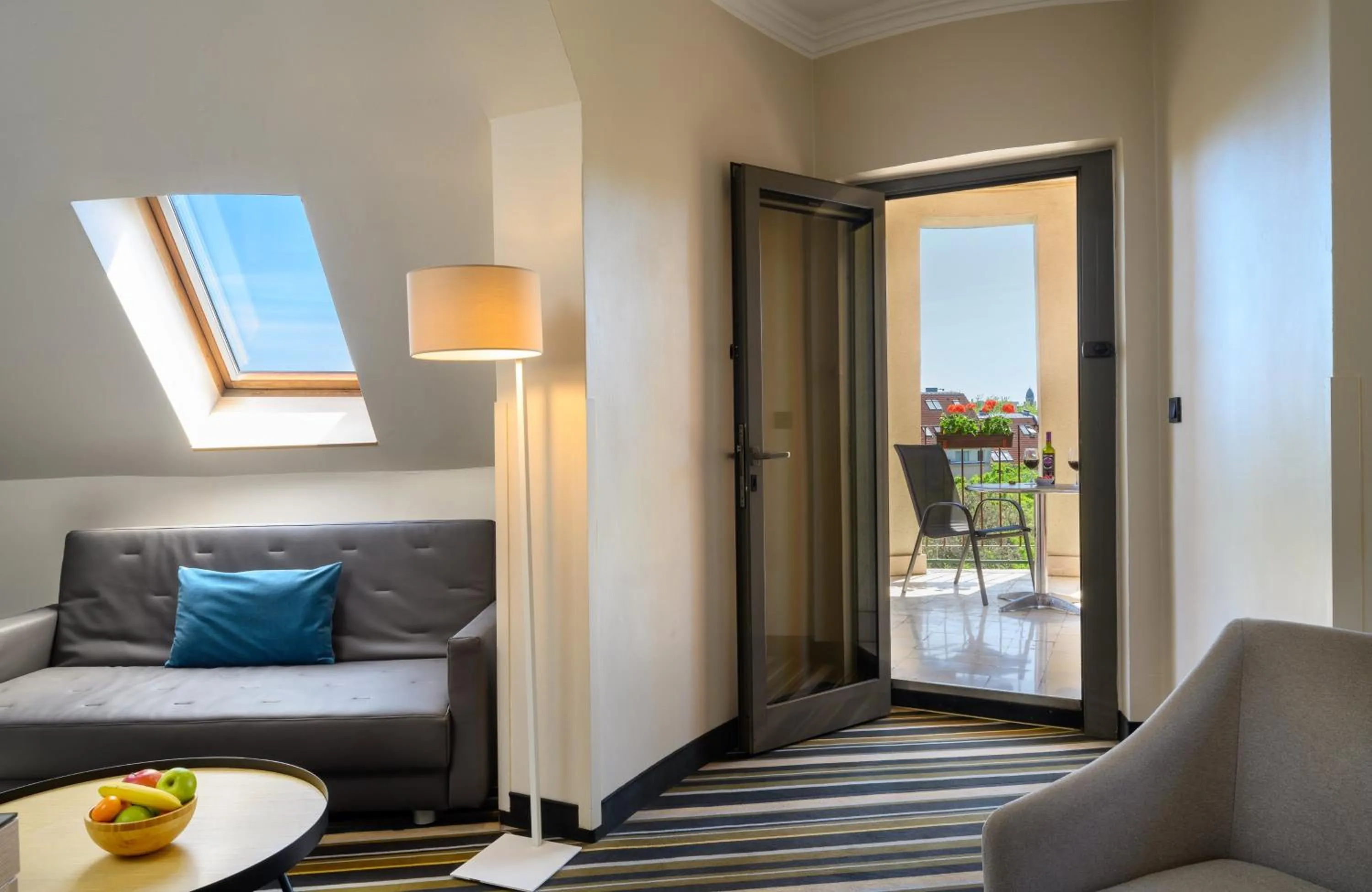 Photo of the whole room in Leonardo Hotel Budapest