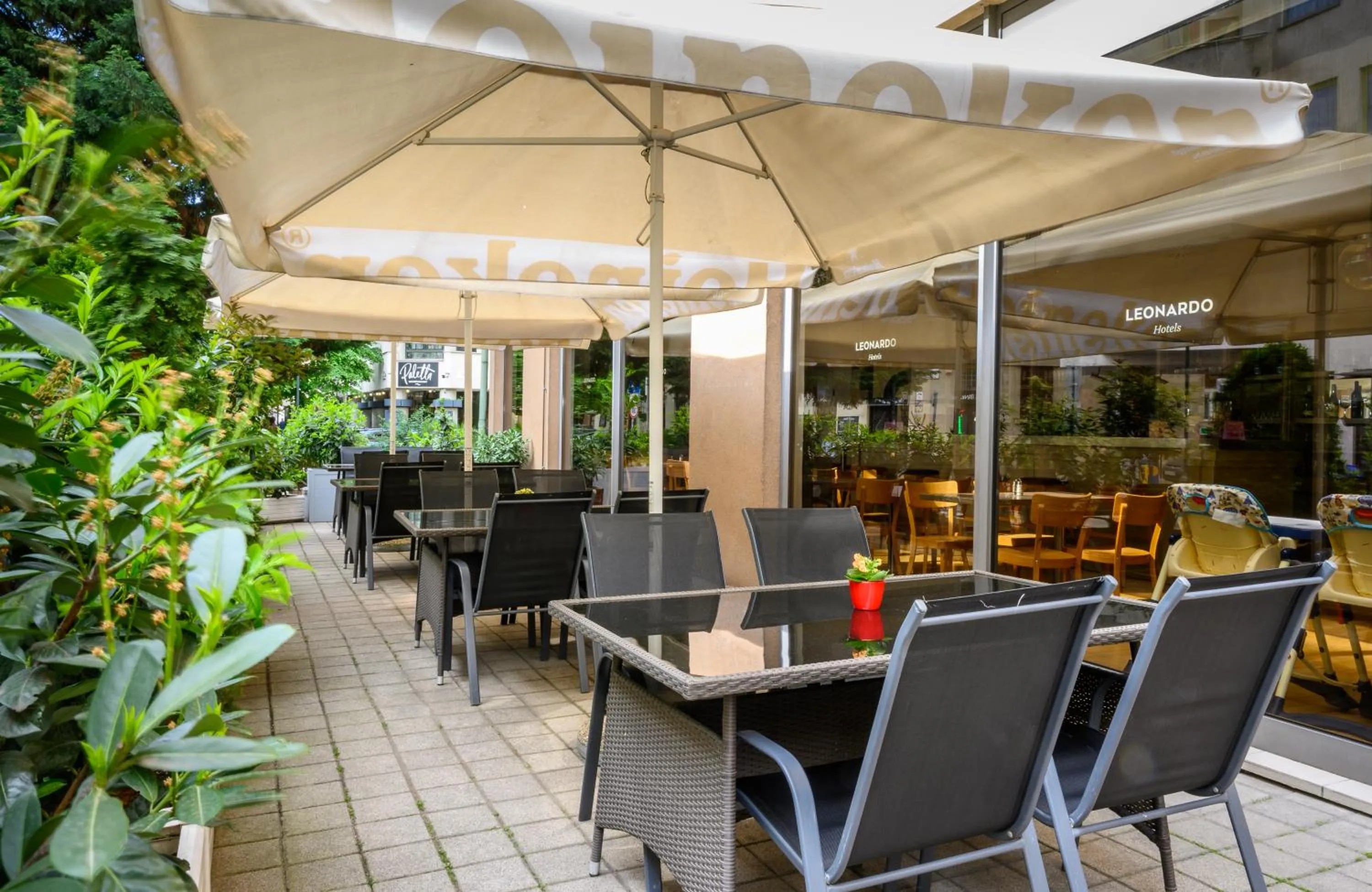 Balcony/Terrace in Leonardo Hotel Budapest