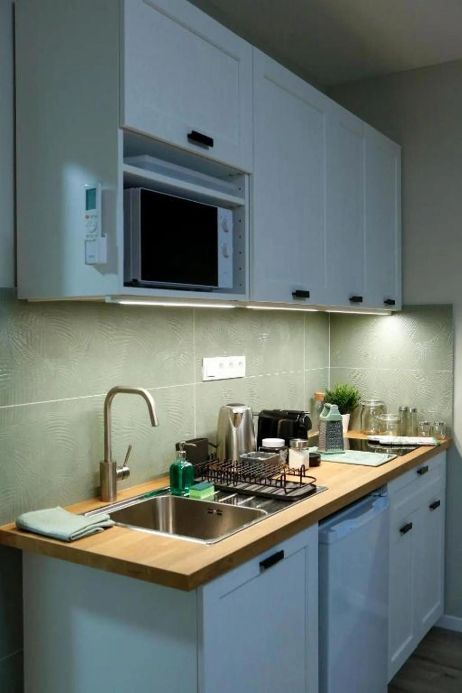 Coffee/tea facilities in Agape Apartments