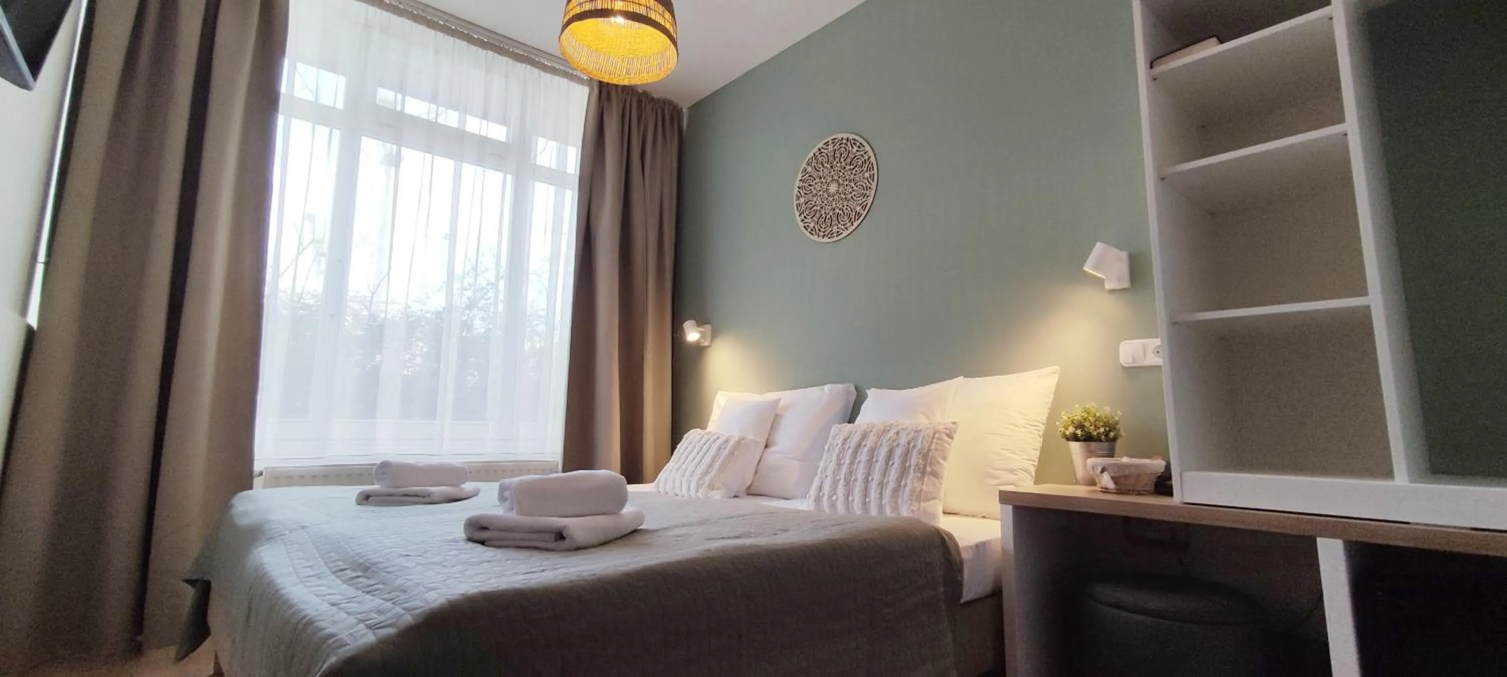 Bed in Budapest Csaszar Hotel