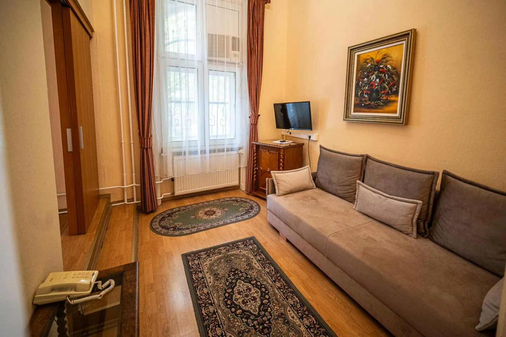 Living room in Tisza Hotel