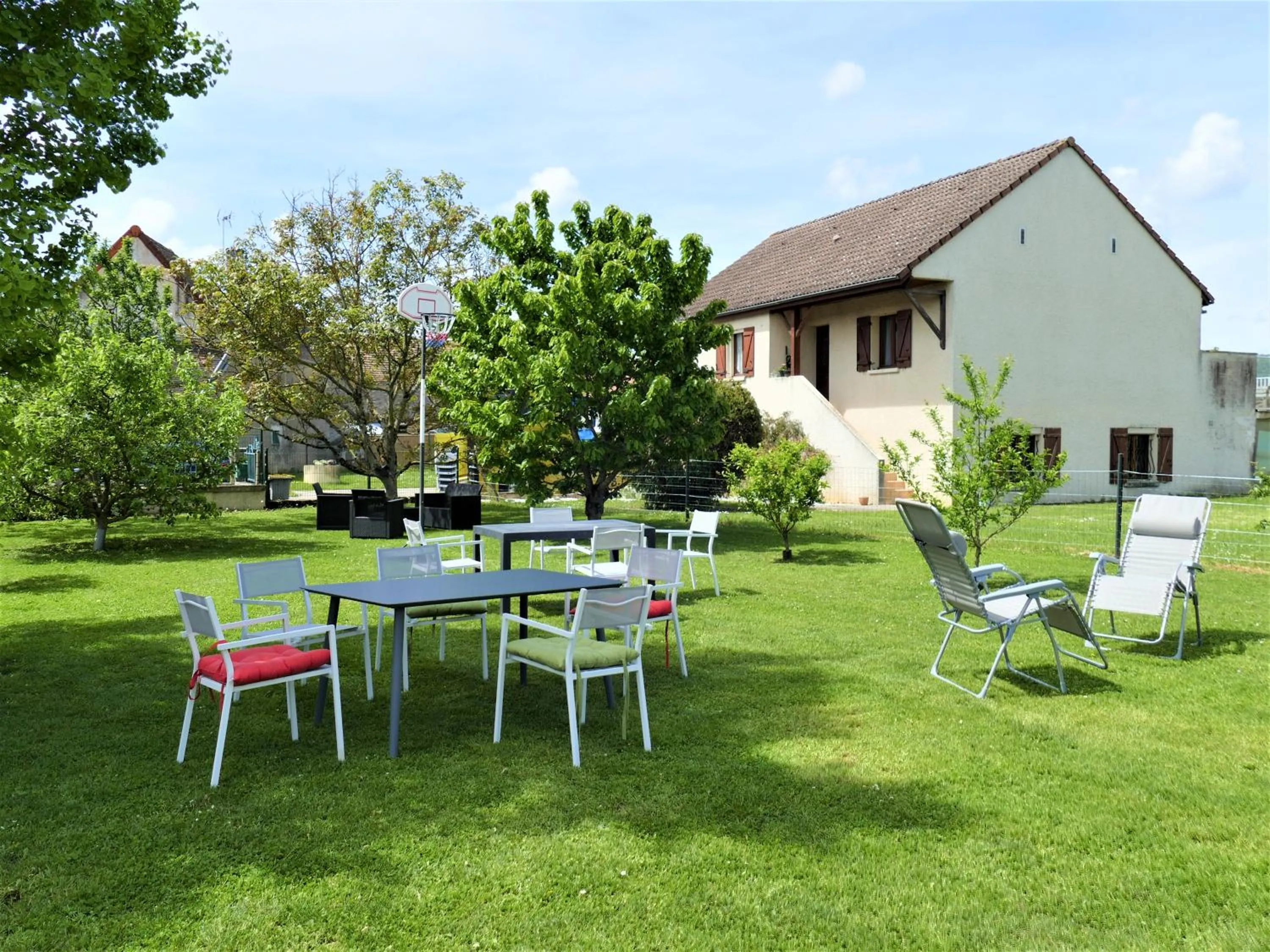 Garden in Les Grands Crus - Gîte "Pommard"