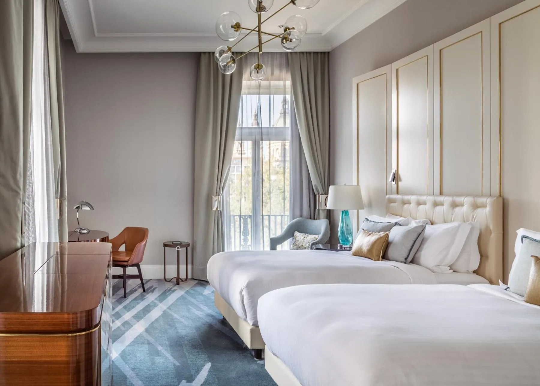 Bed in Al Habtoor Palace Budapest, Preferred Hotels & Resorts