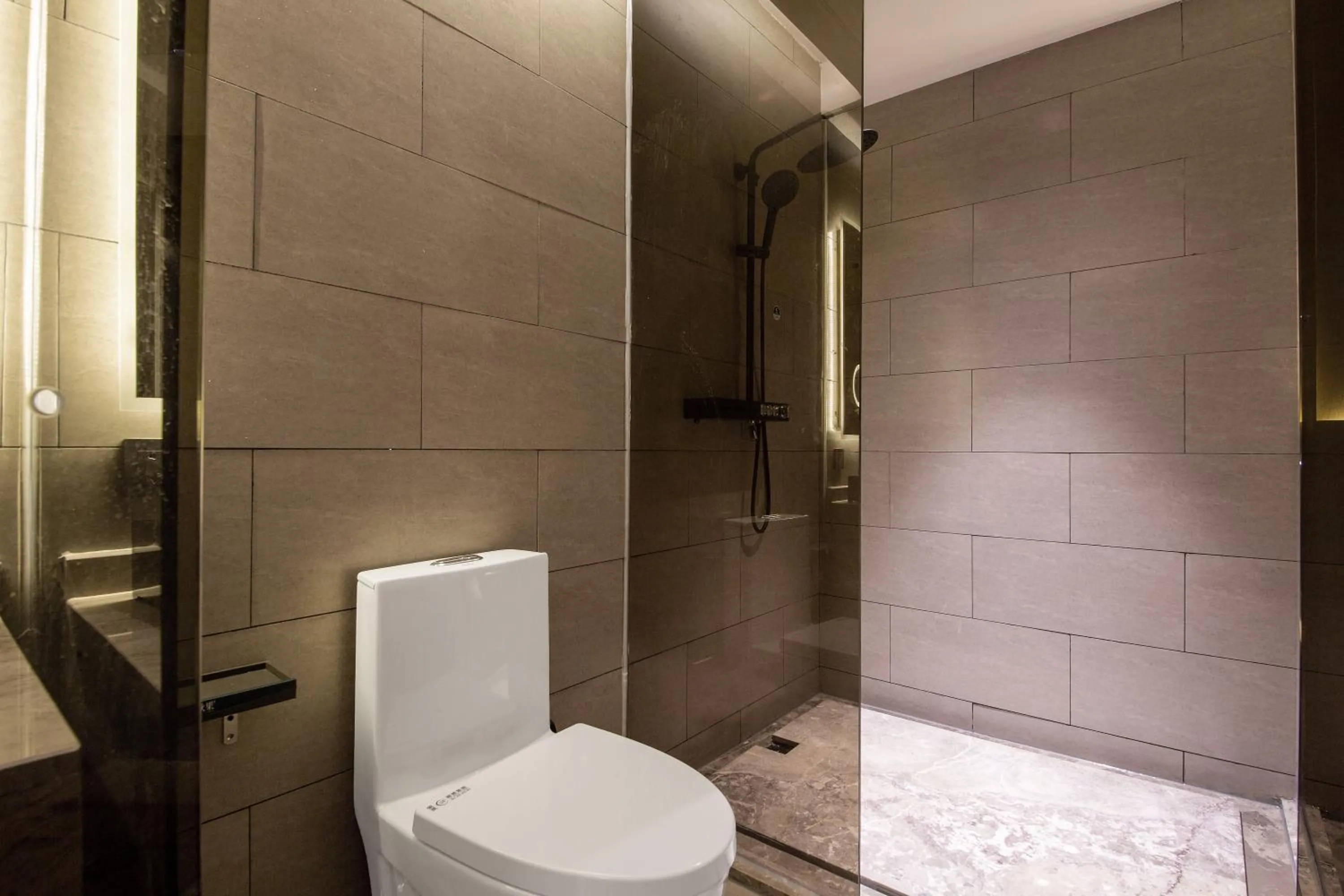 Bathroom in TRUE Go hotel