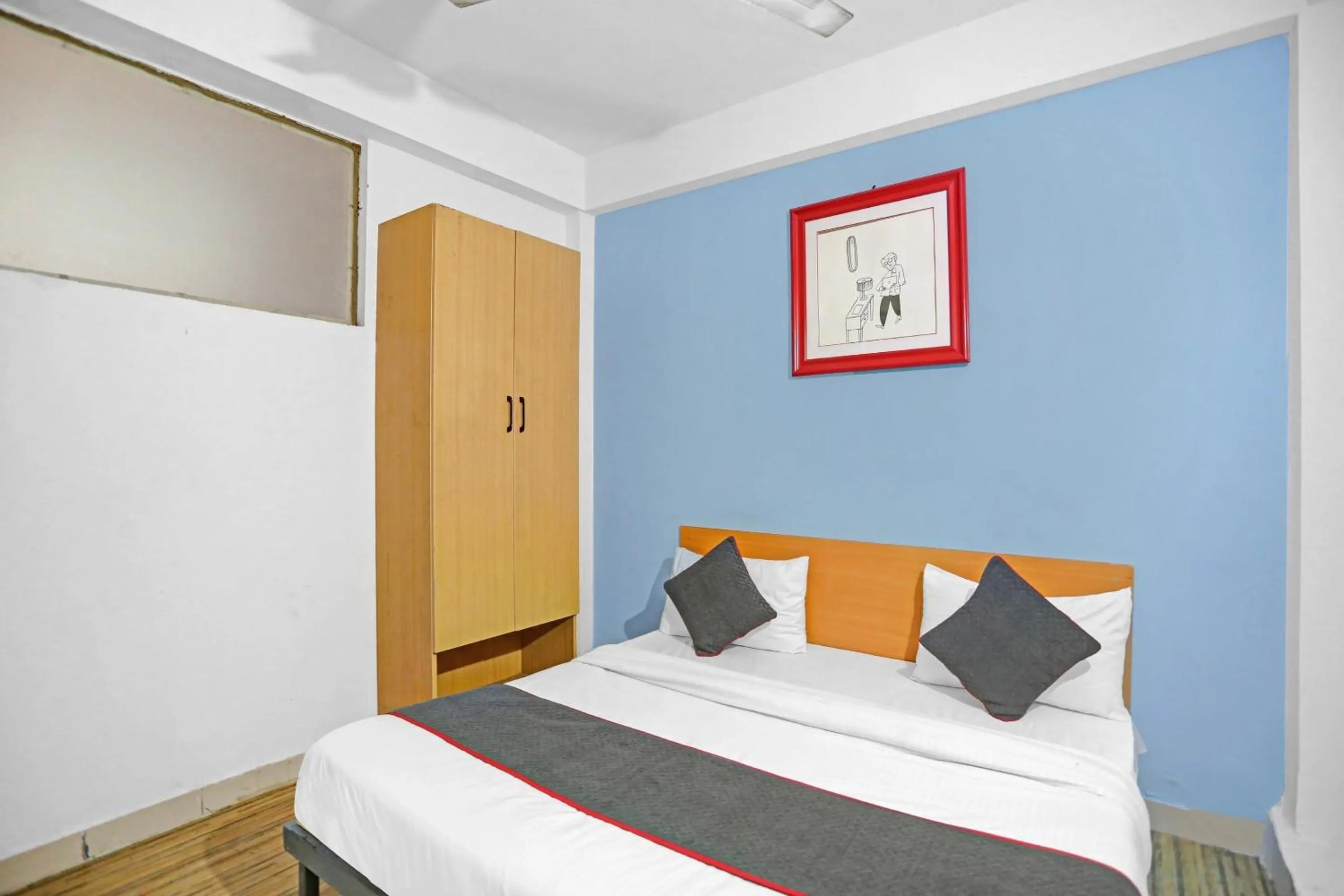 Lobby or reception, Bed in Collection O JPS