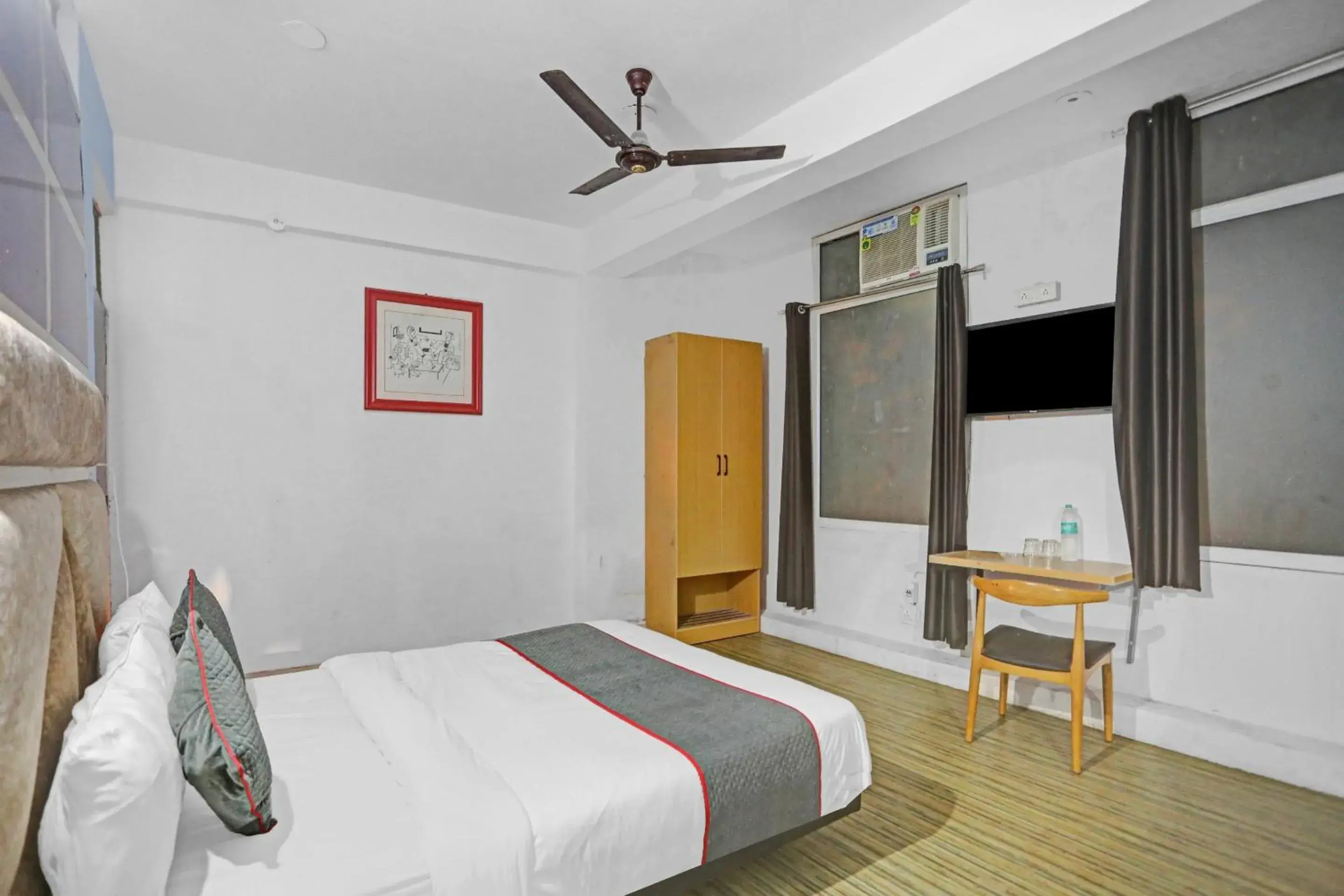 Classic Triple Room - single occupancy in Collection O JPS Classic Triple Room - single occupancy in Collection O JPS