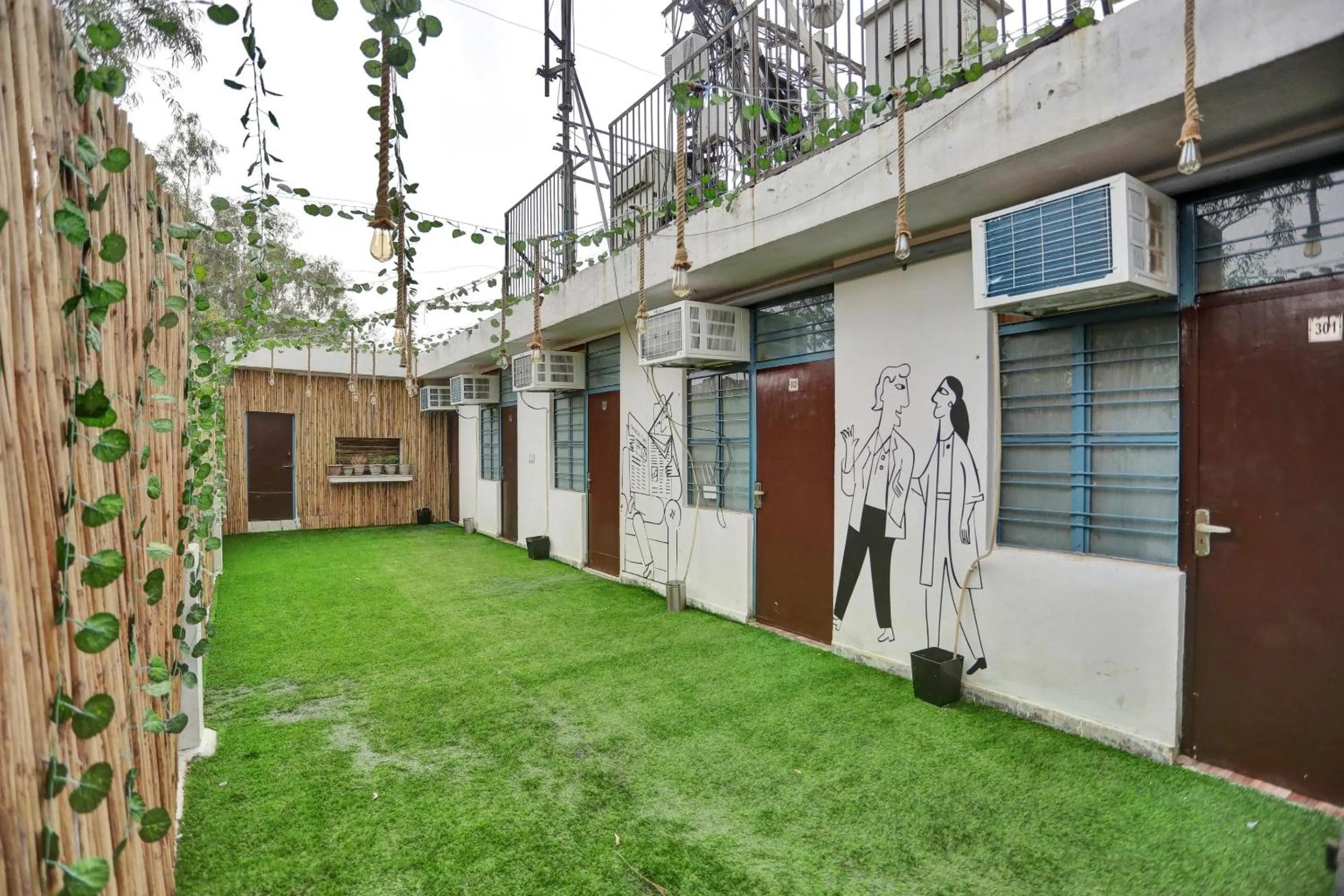 Facade/entrance in Hotel O Sky View Residency