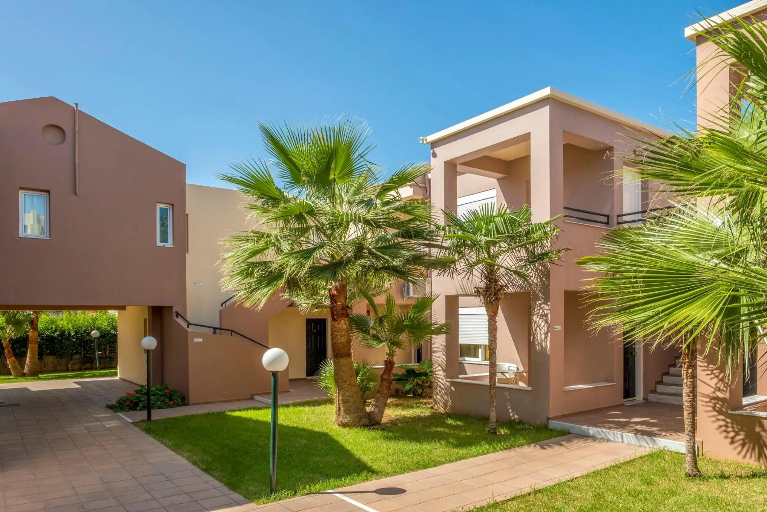 Property building in Theos Holidays Apartments