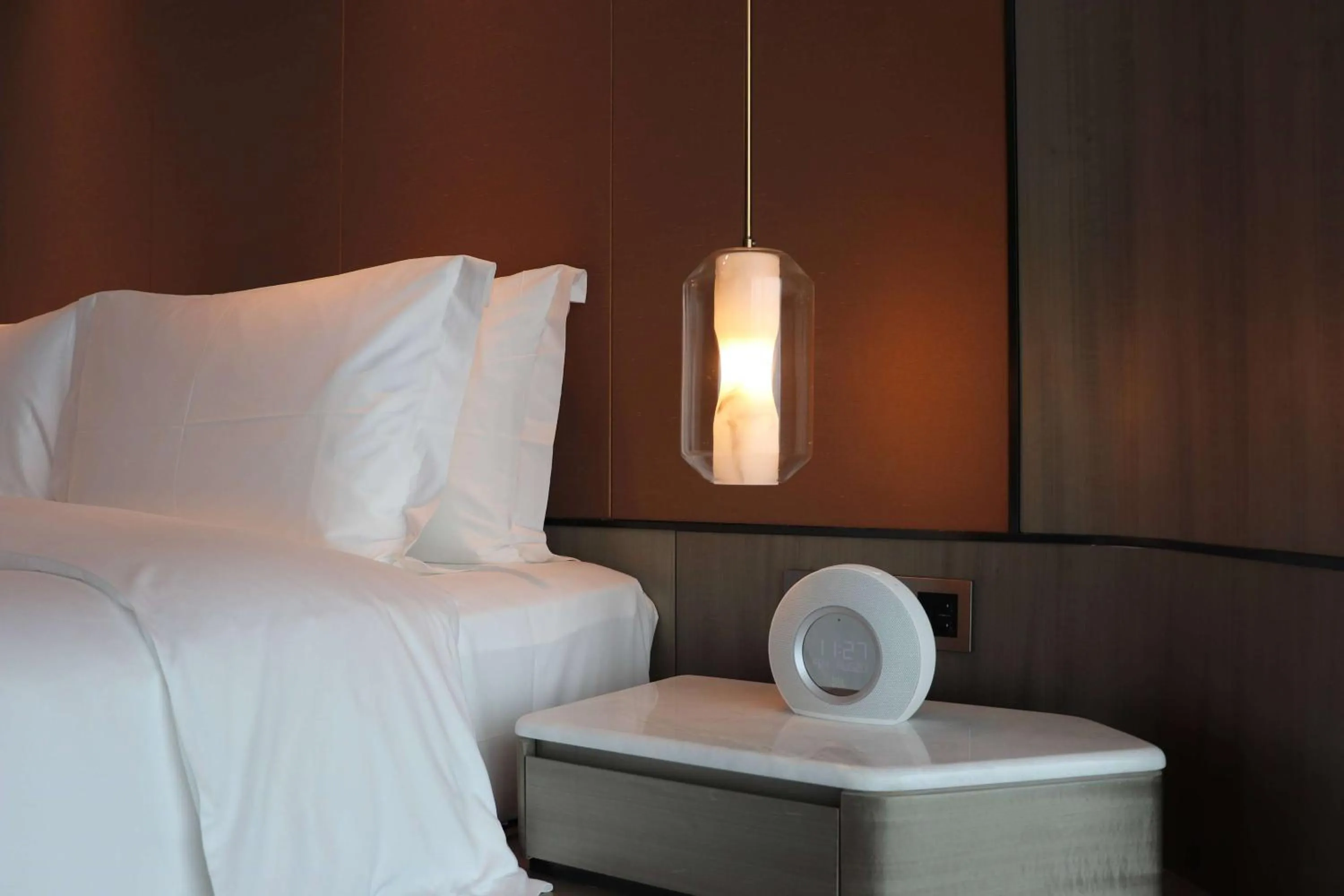 Photo of the whole room, Bed in Wyndham Garden Jinjiang