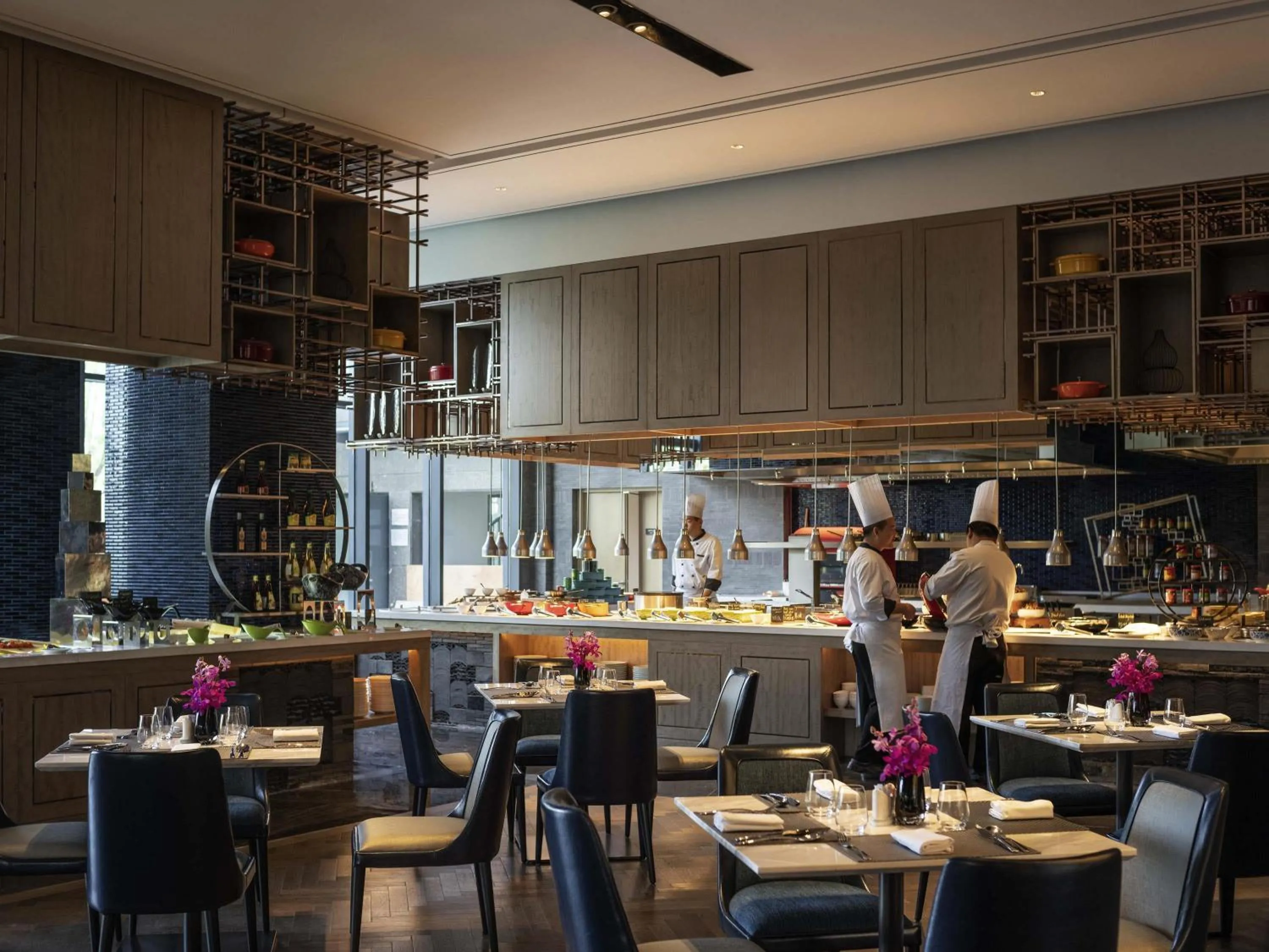 Restaurant/places to eat in Pullman Suzhou Zhonghui