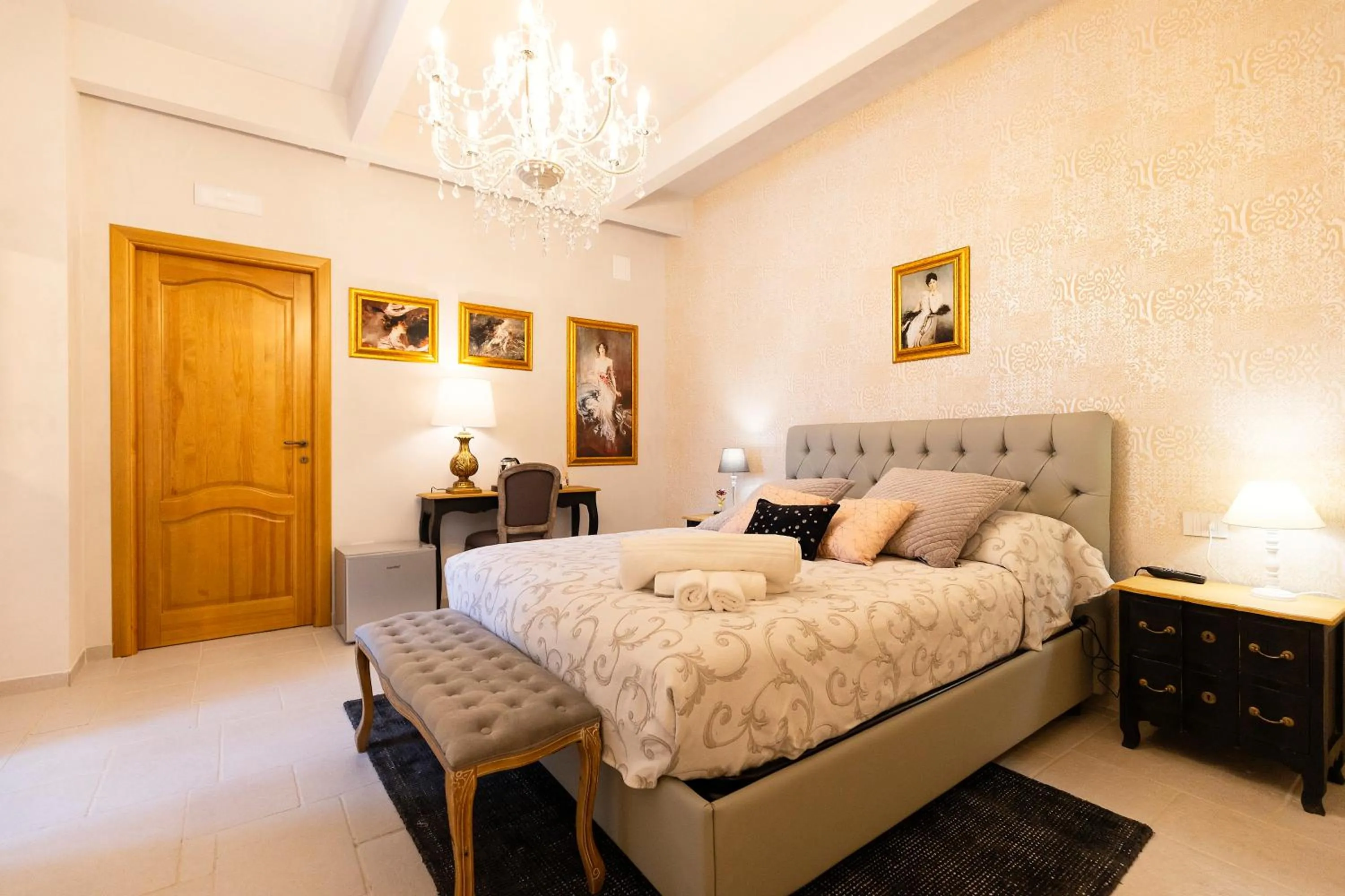 Bed in Palazzo Badiale history&rooms