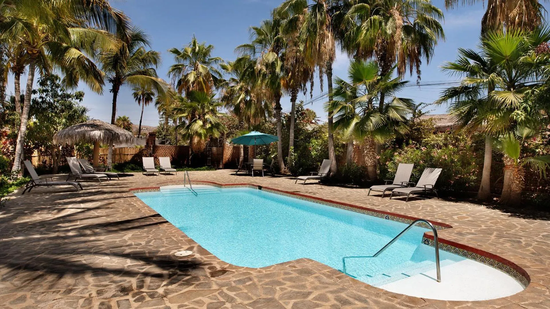 Pool view in Posada del Molino