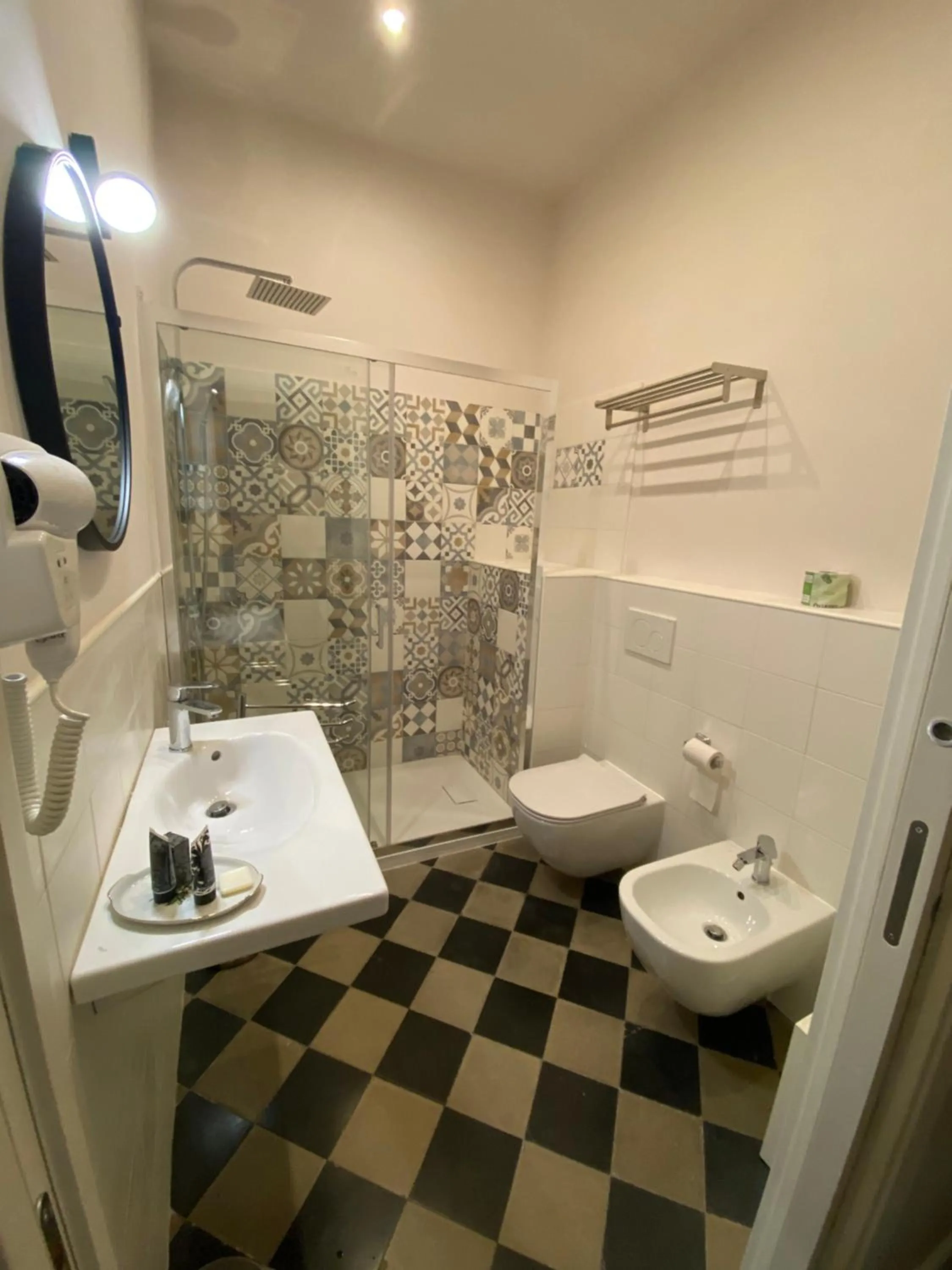 Toilet in B&B Romeo Luxury Rooms