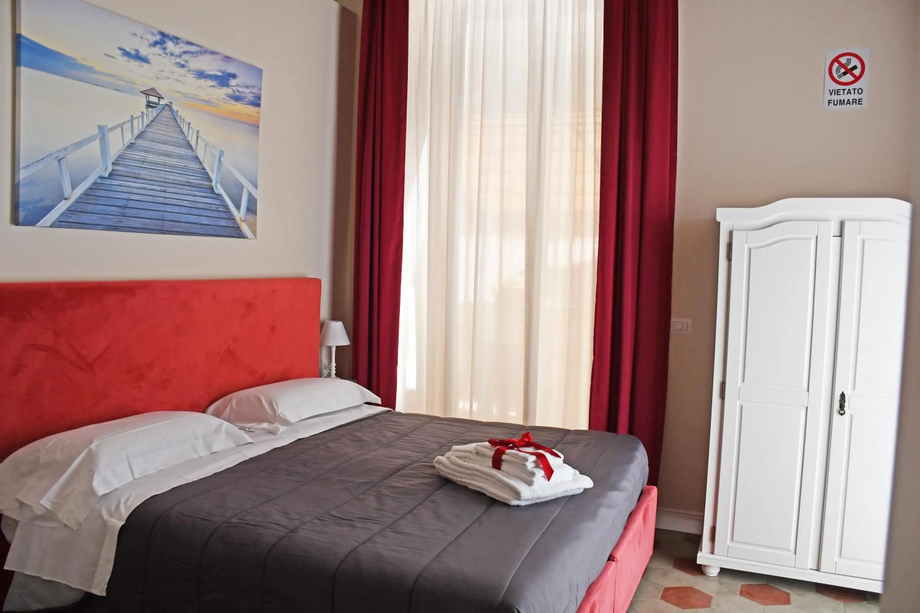 Bedroom, Bed in B&B Romeo Luxury Rooms