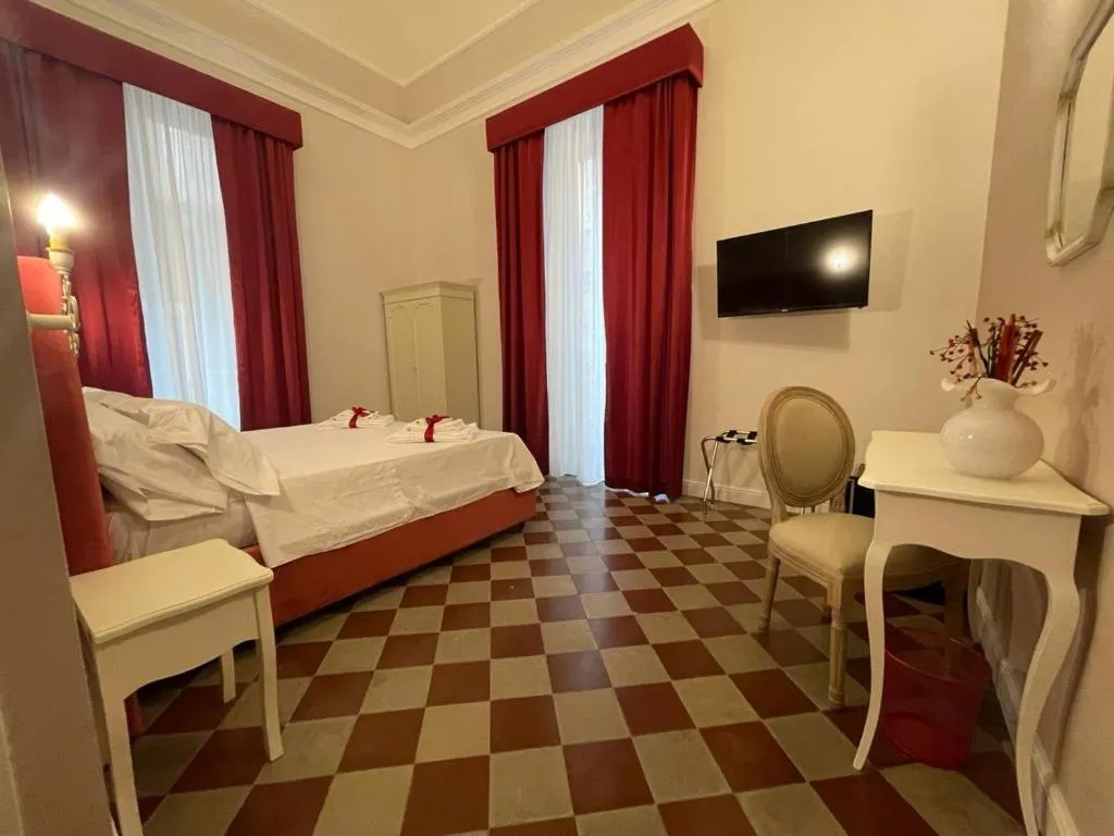 Bedroom, Bed in B&B Romeo Luxury Rooms