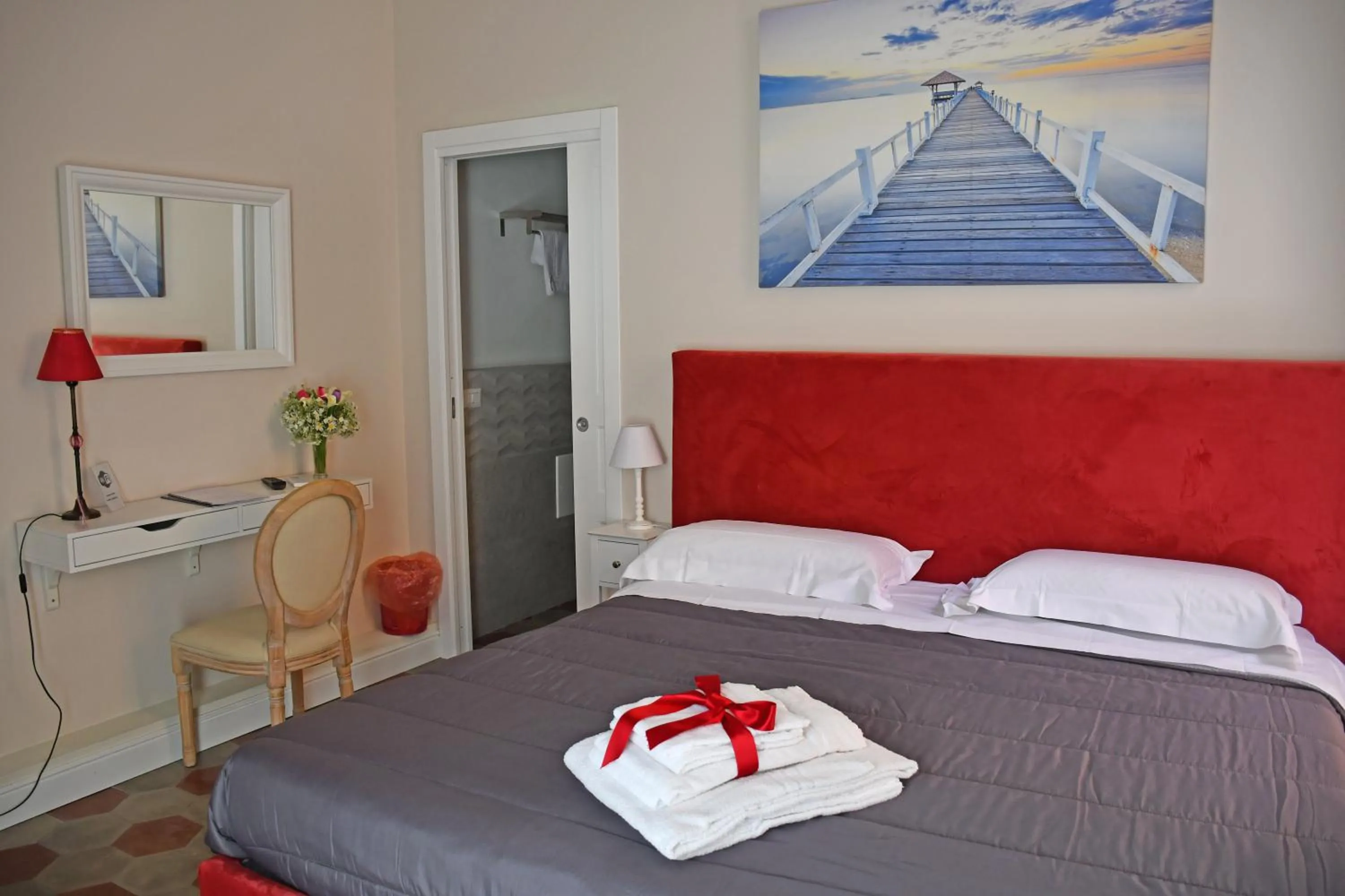 Bedroom, Bed in B&B Romeo Luxury Rooms