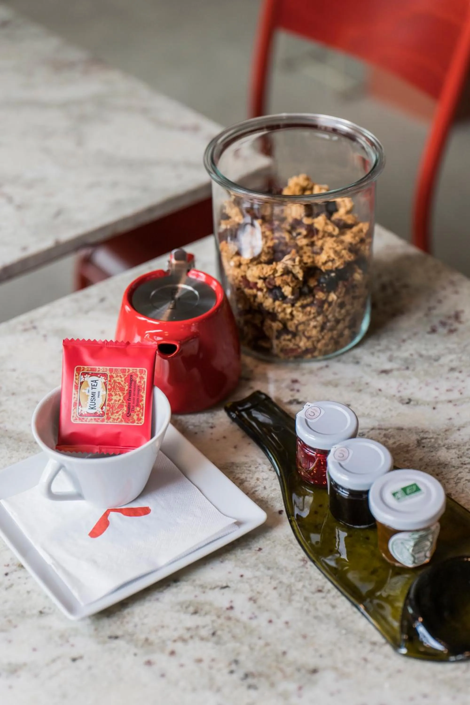 Buffet breakfast in Hôtel-Spa Ô Rouge - Gevrey-Chambertin - Teritoria