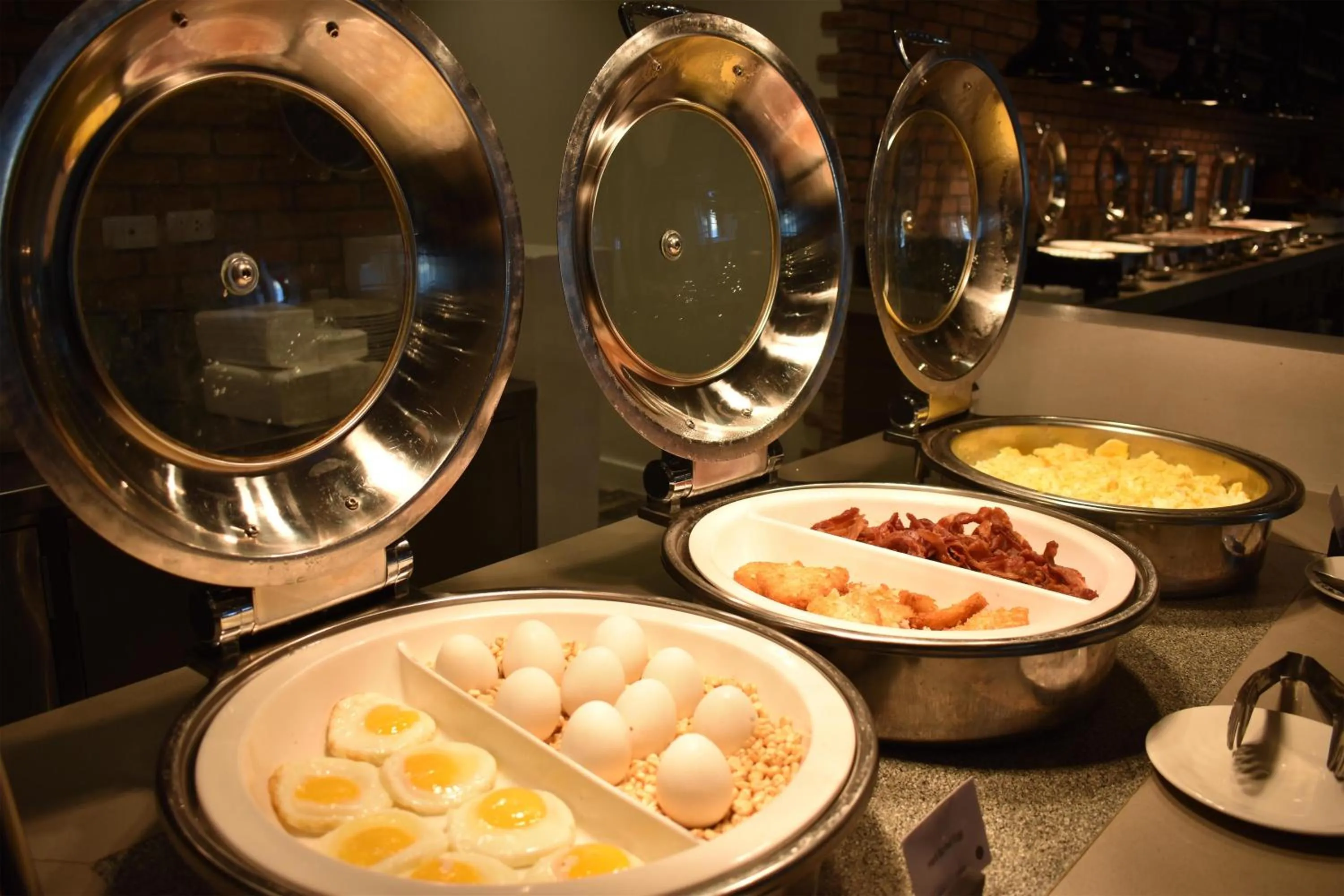 Breakfast in Park Inn By Radisson Bacolod