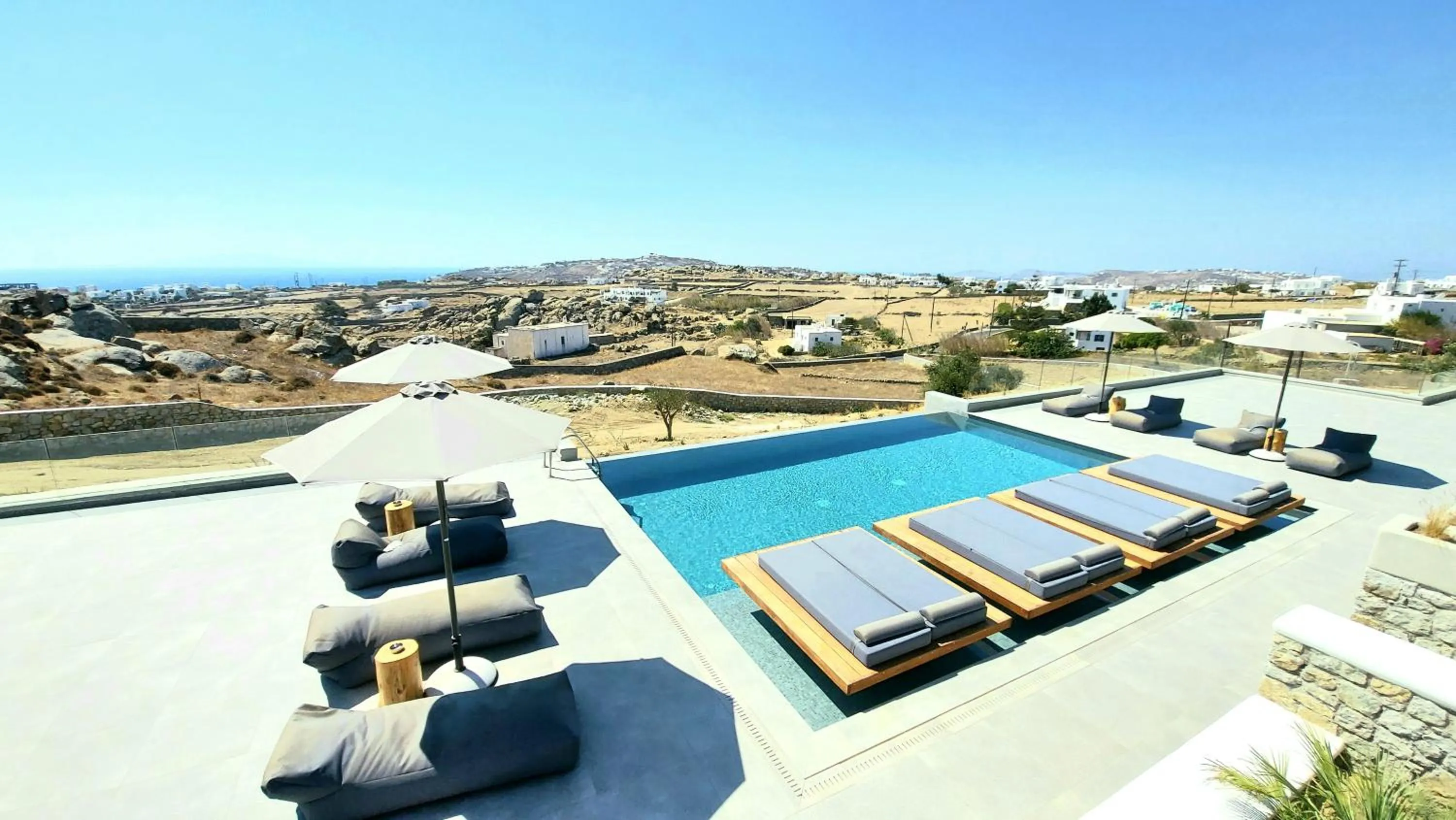 Area and facilities in Privilege houses Mykonos