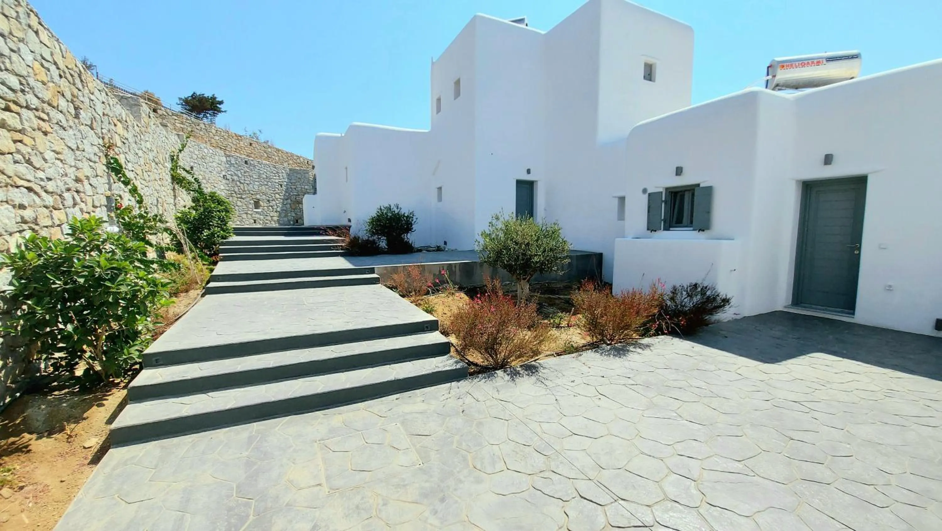 Facade/entrance in Privilege houses Mykonos