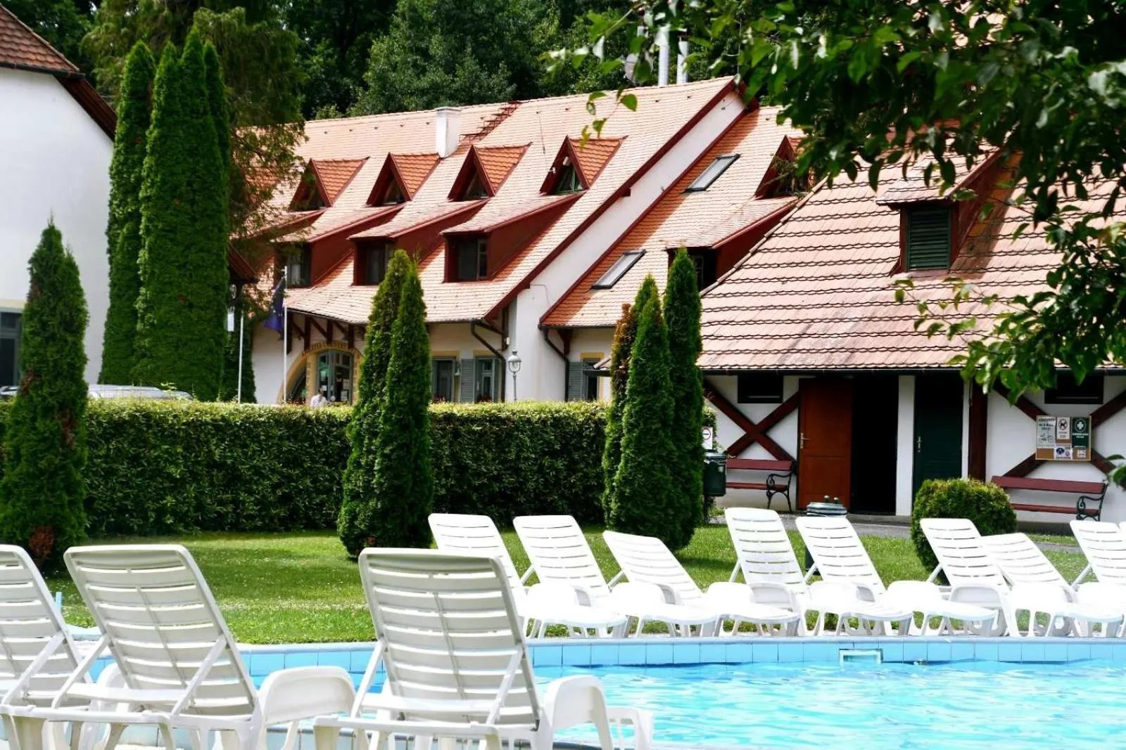 Swimming pool in Abbazia Country Club