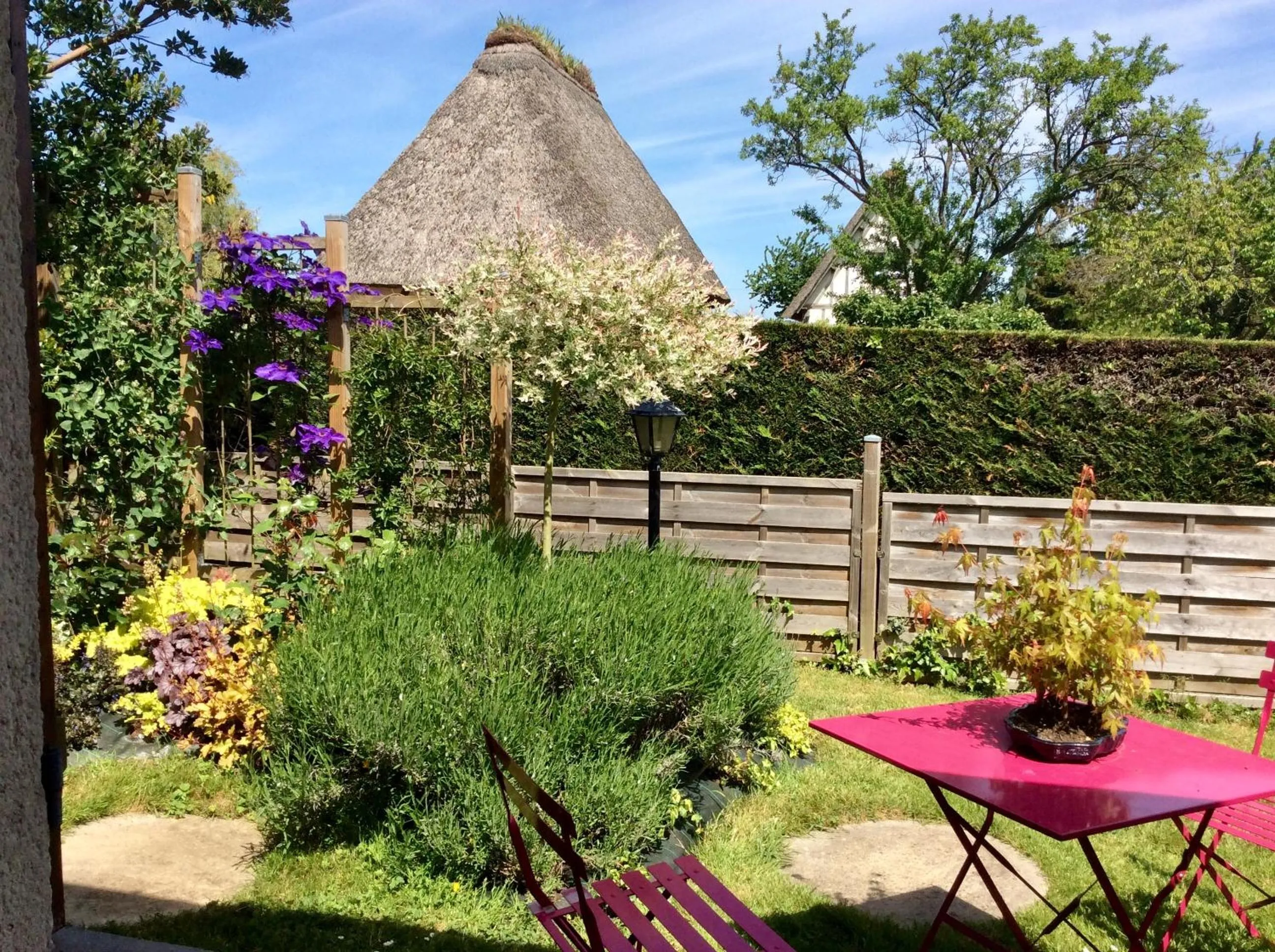 Garden view in Chambres tout confort du Tilleul
