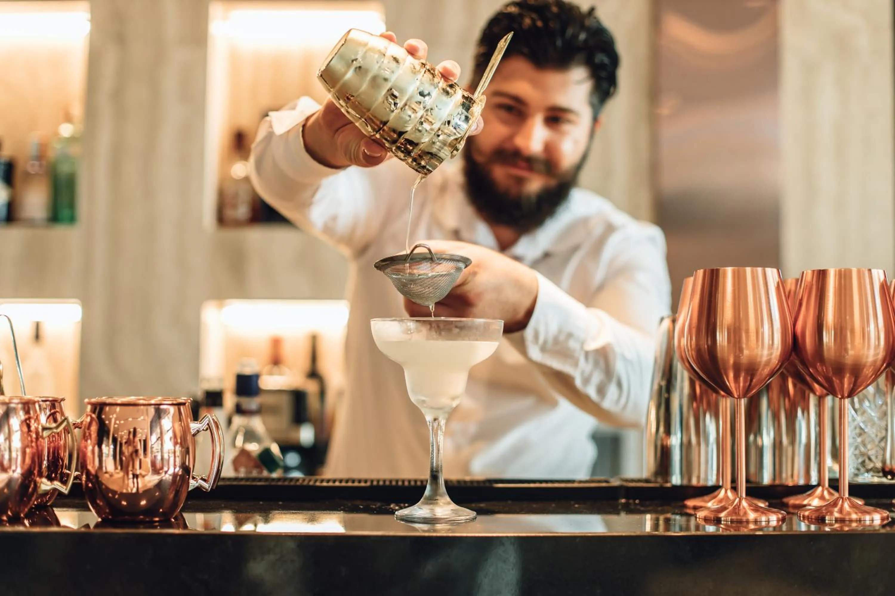 Lounge or bar in Mövenpick Hotel Lalez Durres
