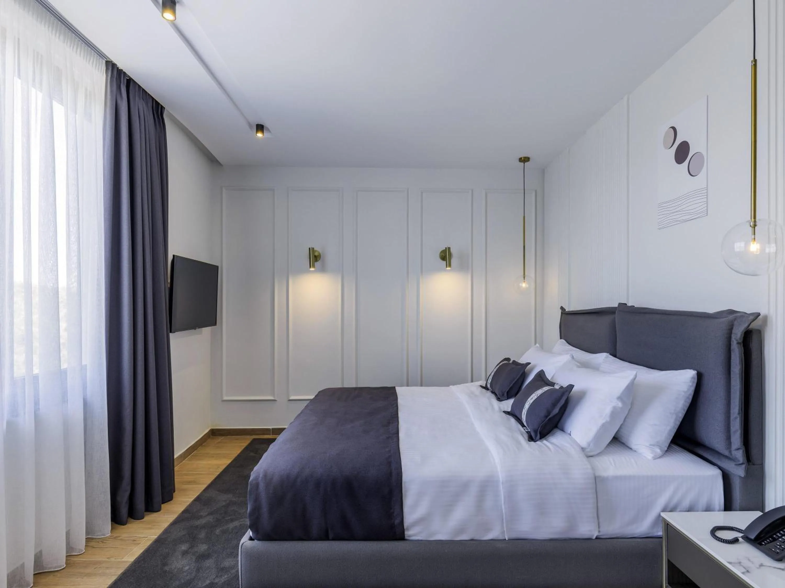 Bedroom, Bed in Mövenpick Hotel Lalez Durres