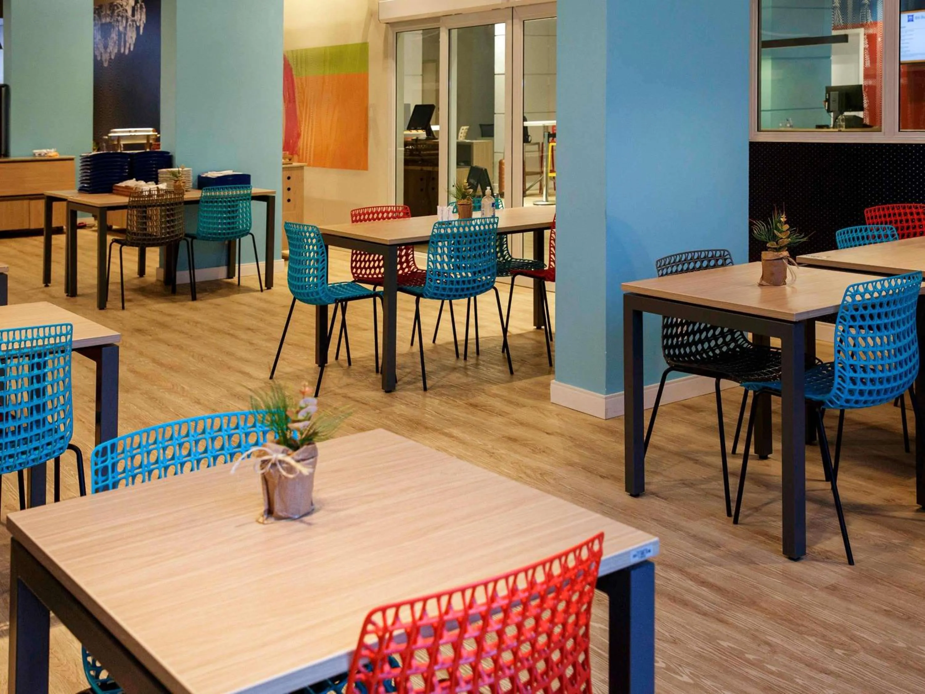 Restaurant/places to eat in ibis budget Maceió Pajuçara