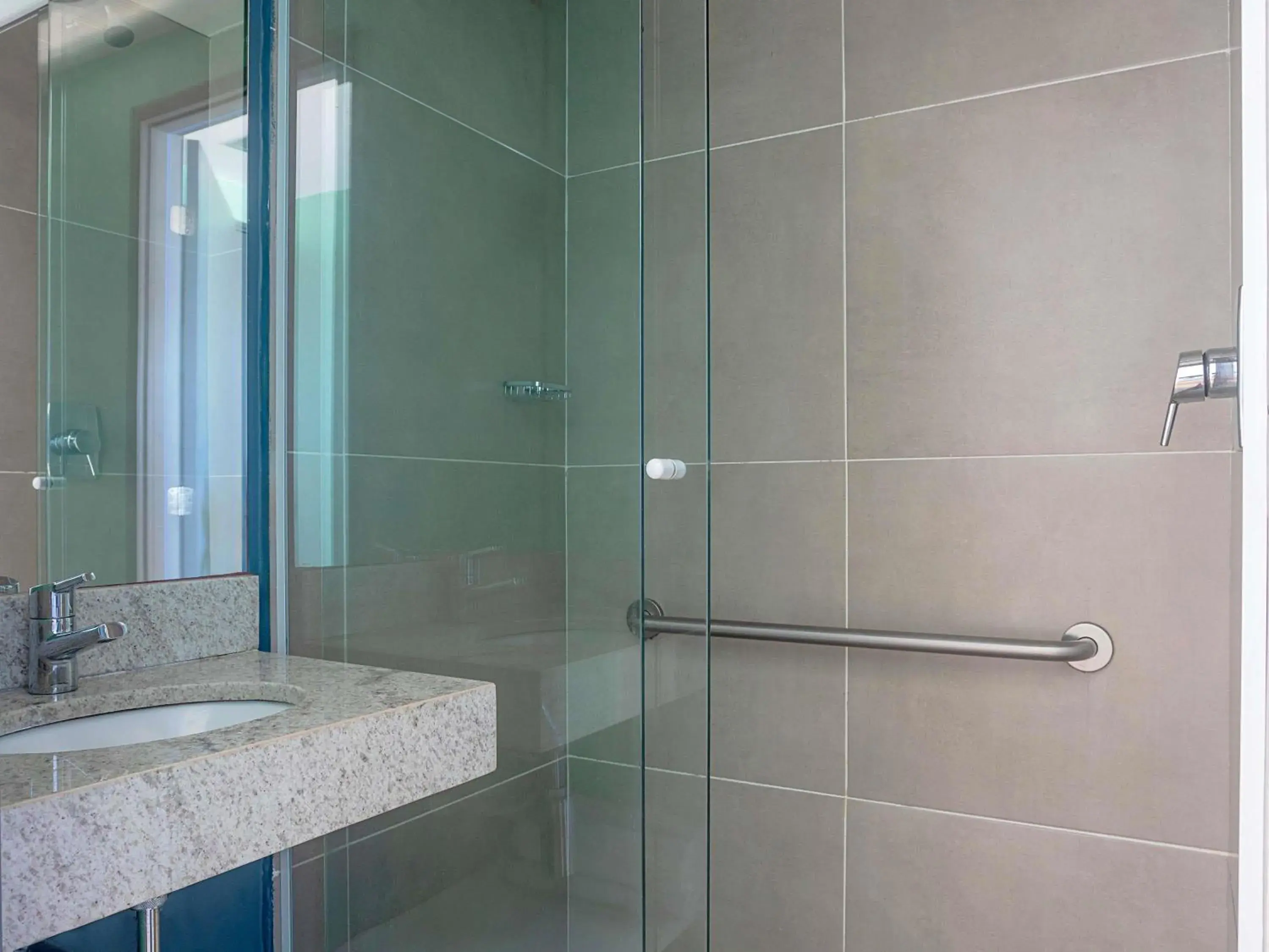 Family Room - single occupancy in ibis budget Maceió Pajuçara Family Room - single occupancy in ibis budget Maceió Pajuçara