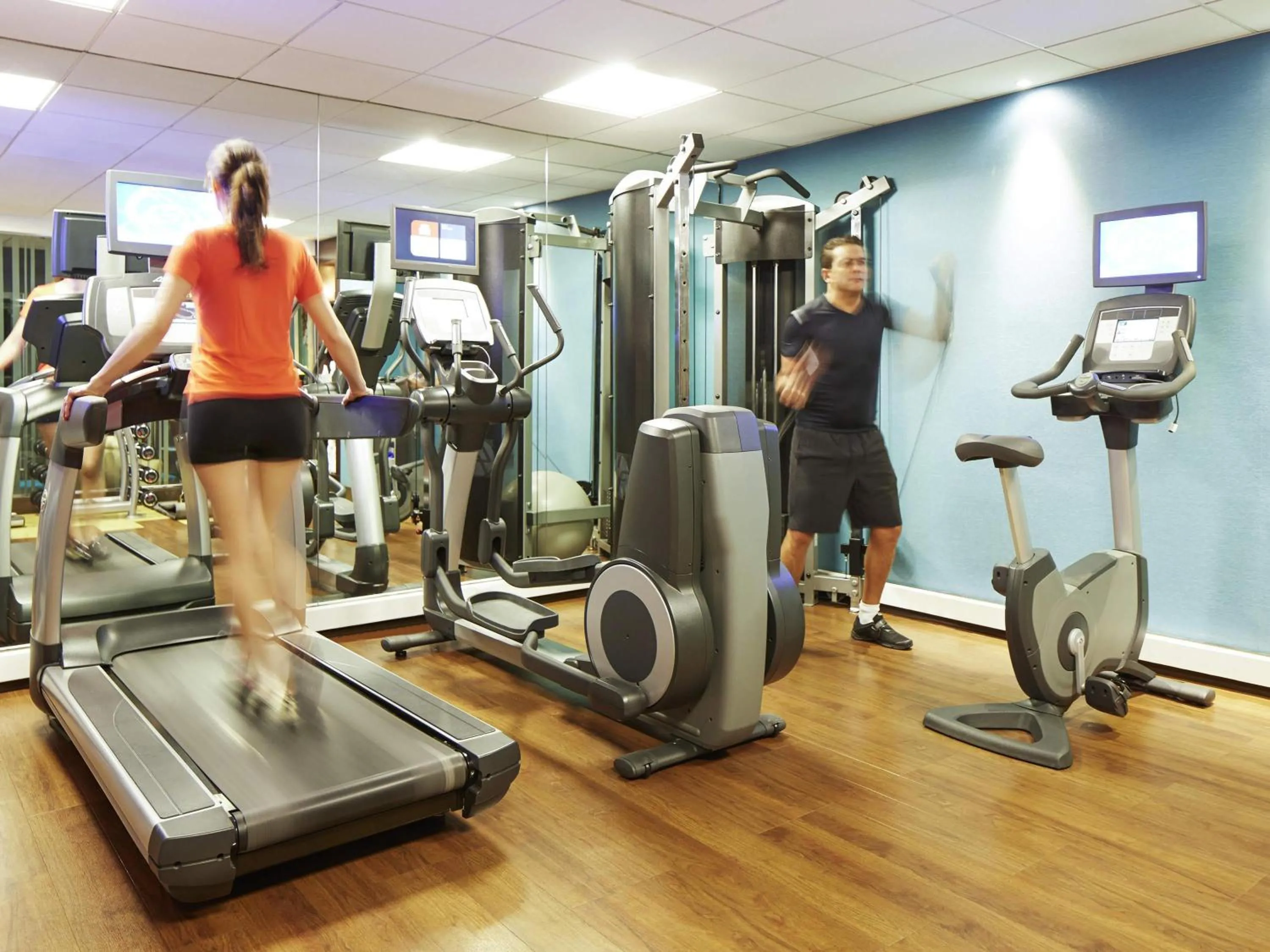 Fitness centre/facilities in Novotel Paris 20 Belleville