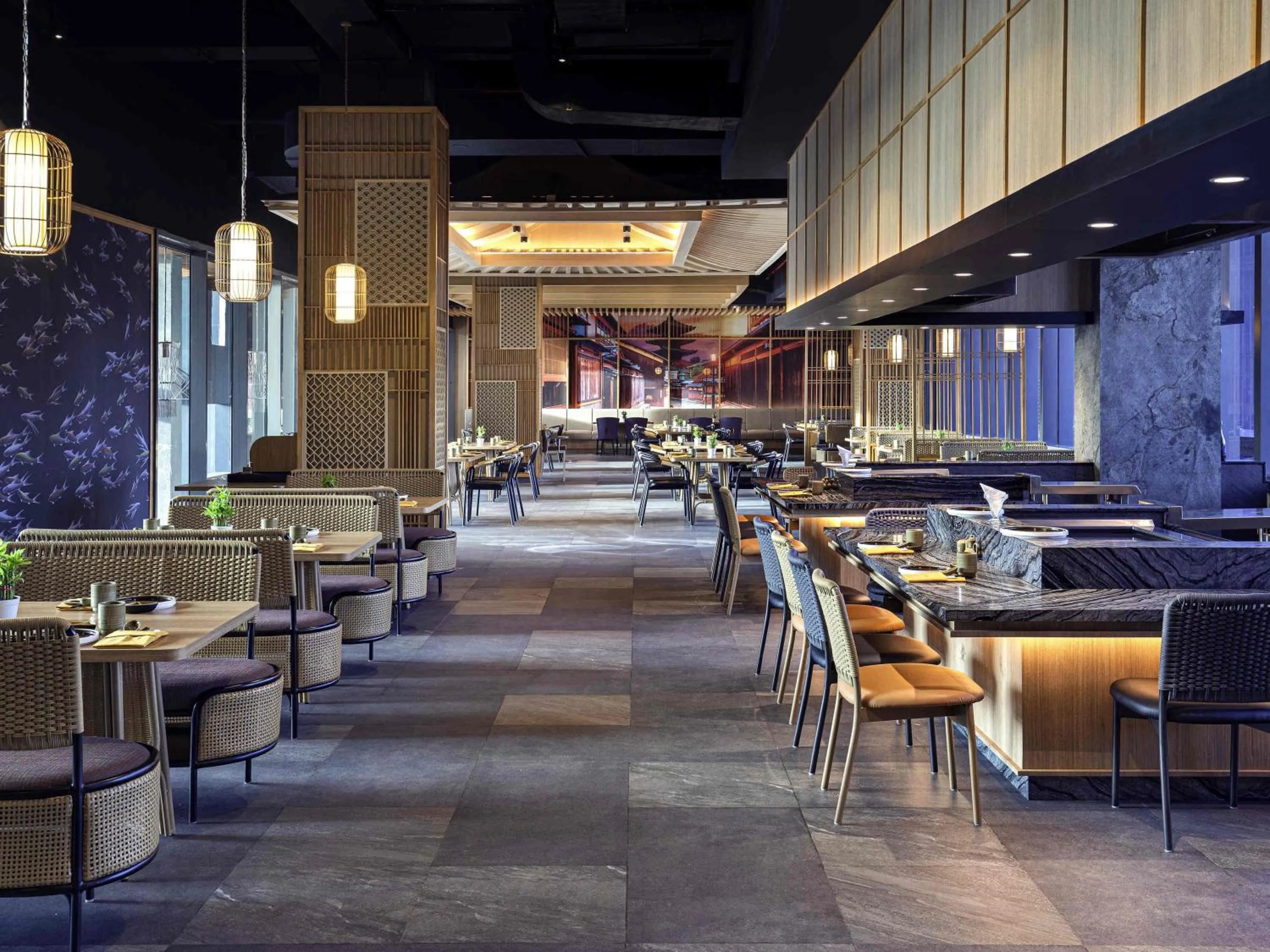 Restaurant/places to eat in Grand Mercure Malang