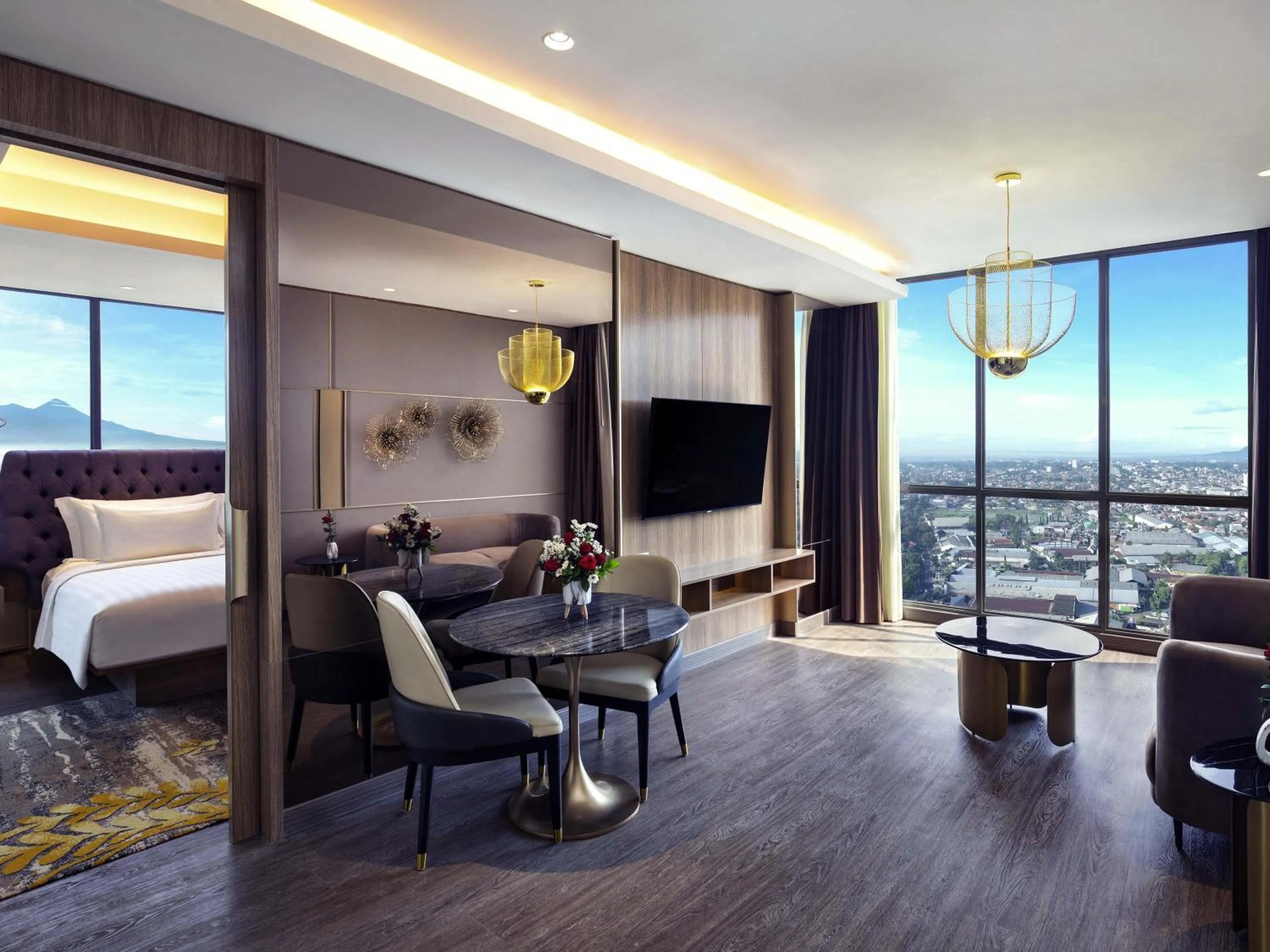 Bedroom, Bed in Grand Mercure Malang