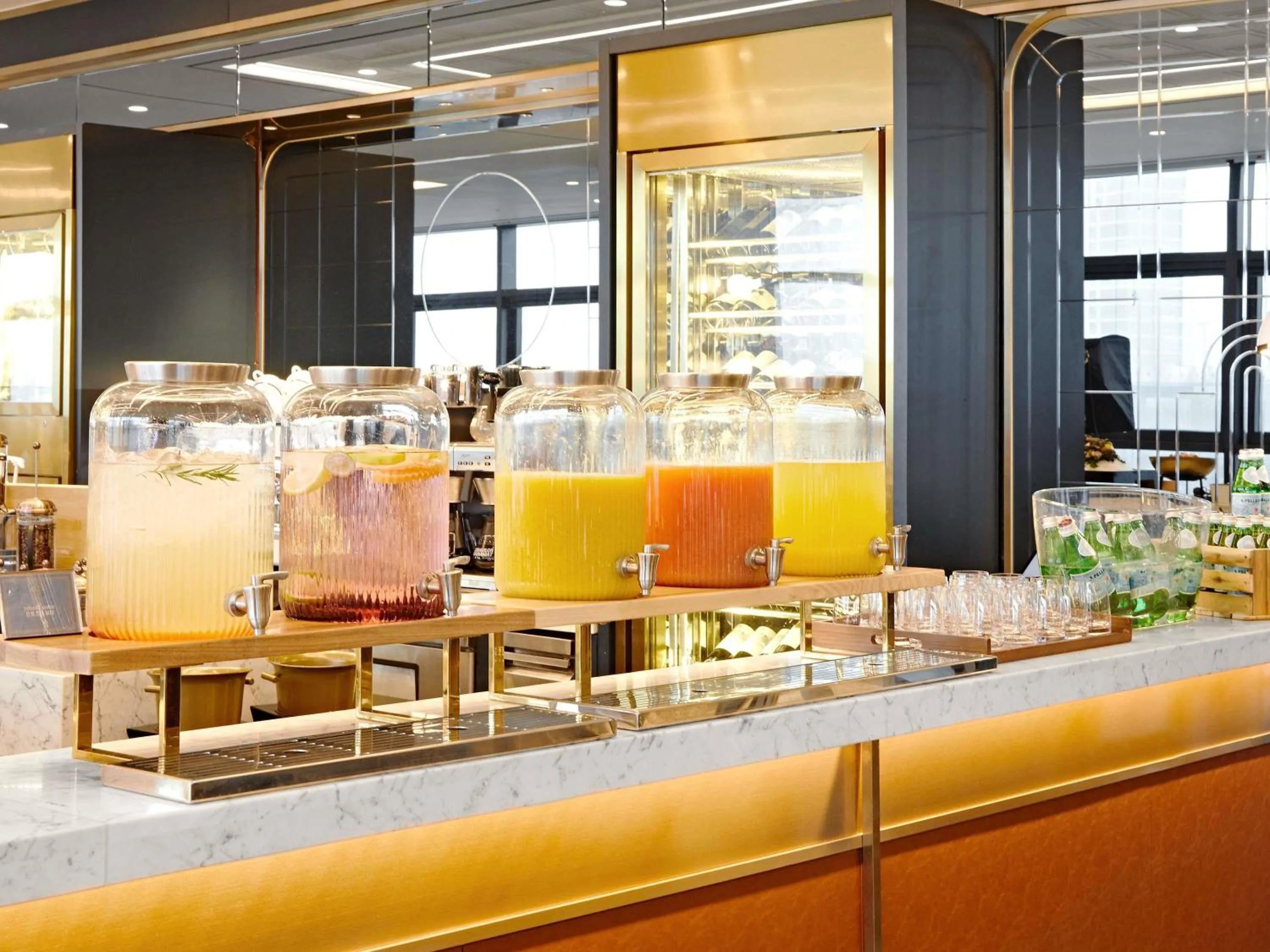 Breakfast in Sofitel Ambassador Seoul Hotel & Serviced Residences