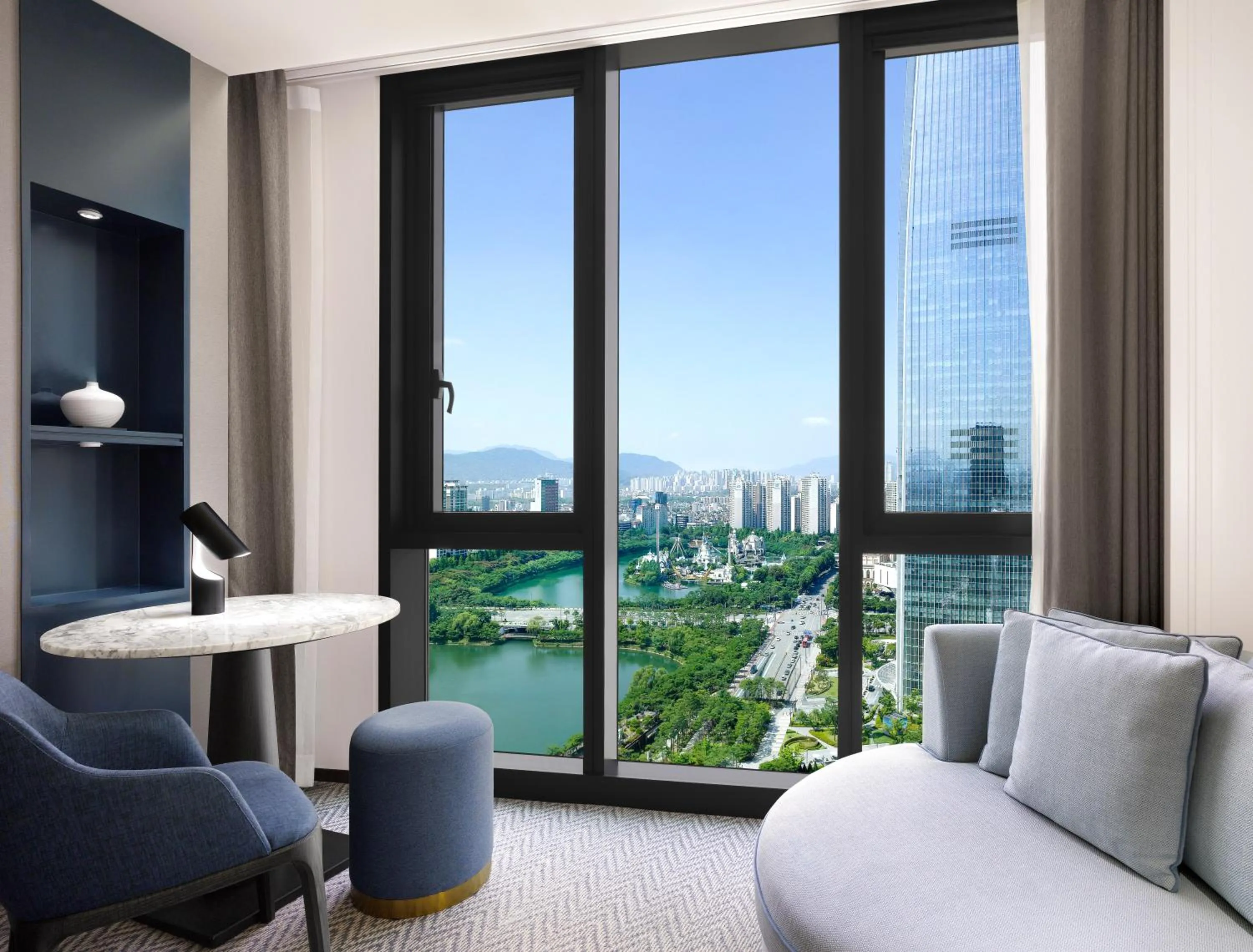 Lake view in Sofitel Ambassador Seoul Hotel & Serviced Residences