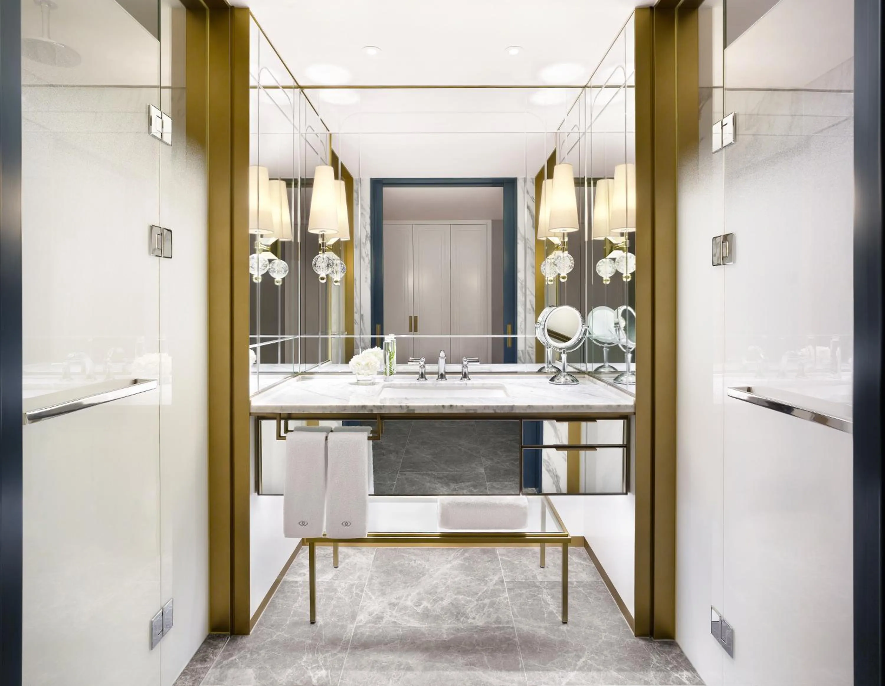 Shower in Sofitel Ambassador Seoul Hotel & Serviced Residences