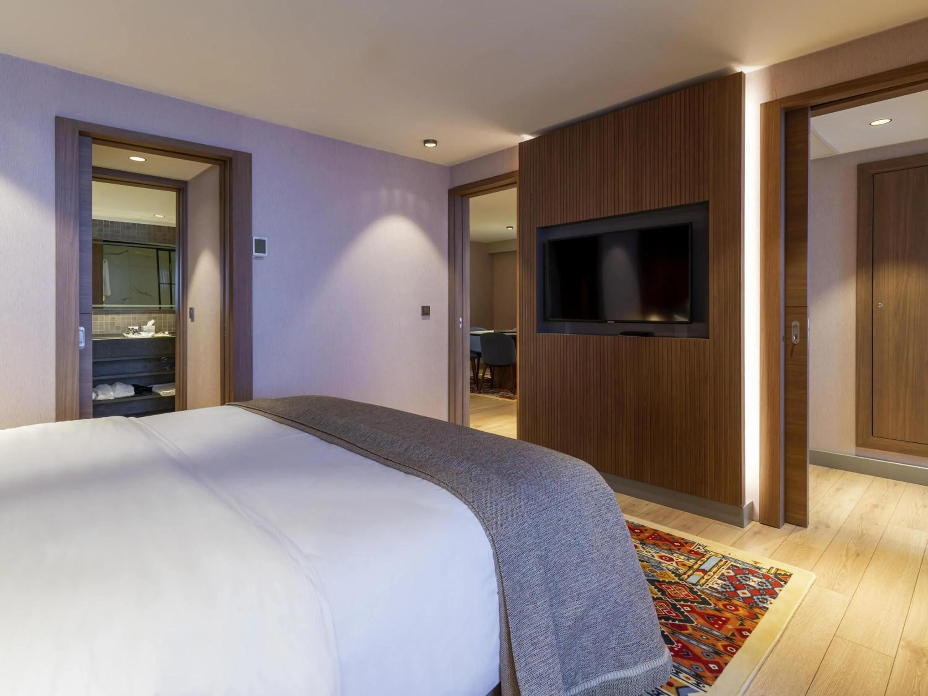 Bedroom, Bed in Mercure Trabzon Hotel