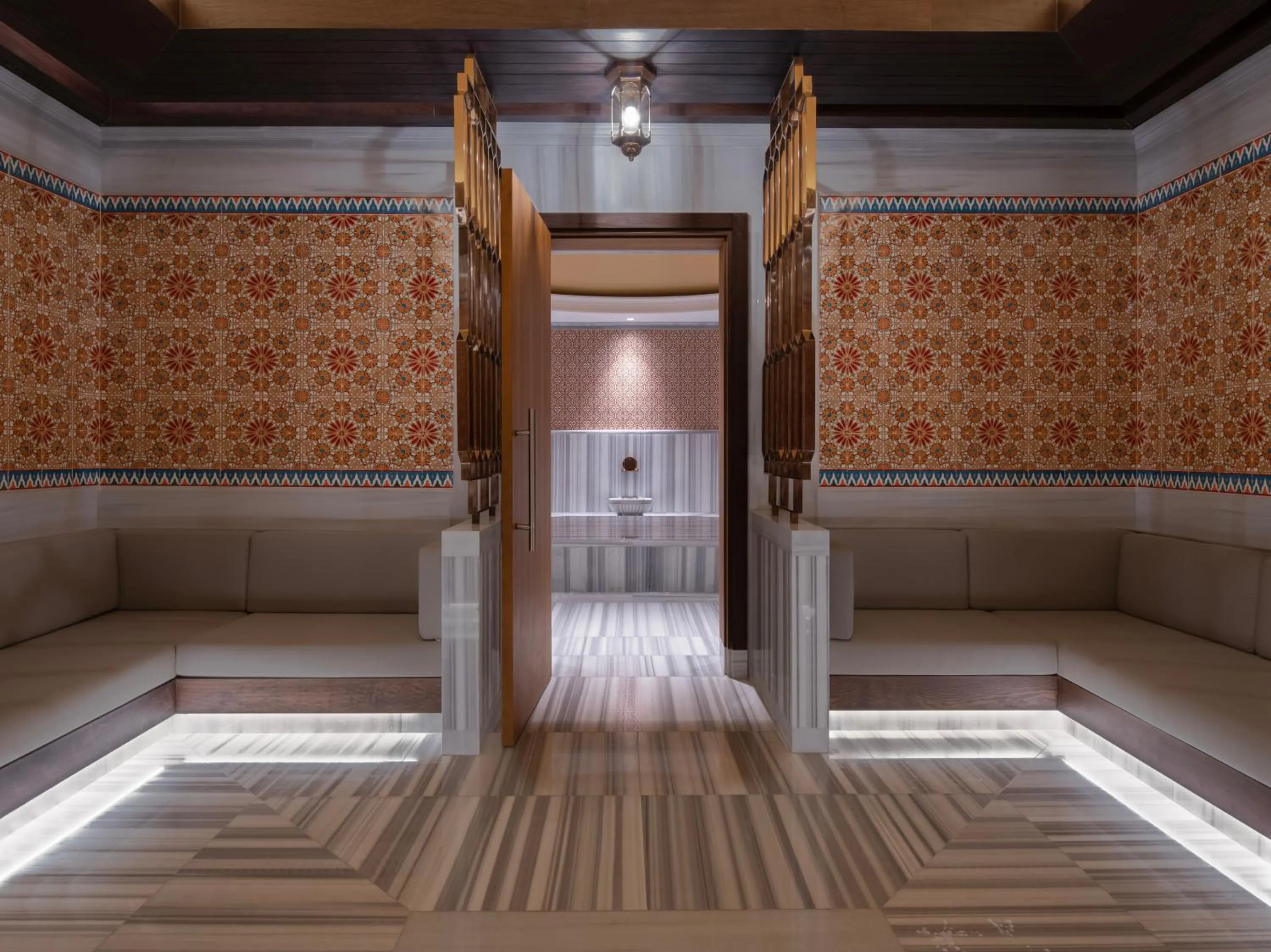 Bath in Mövenpick Hotel Istanbul Asia Airport