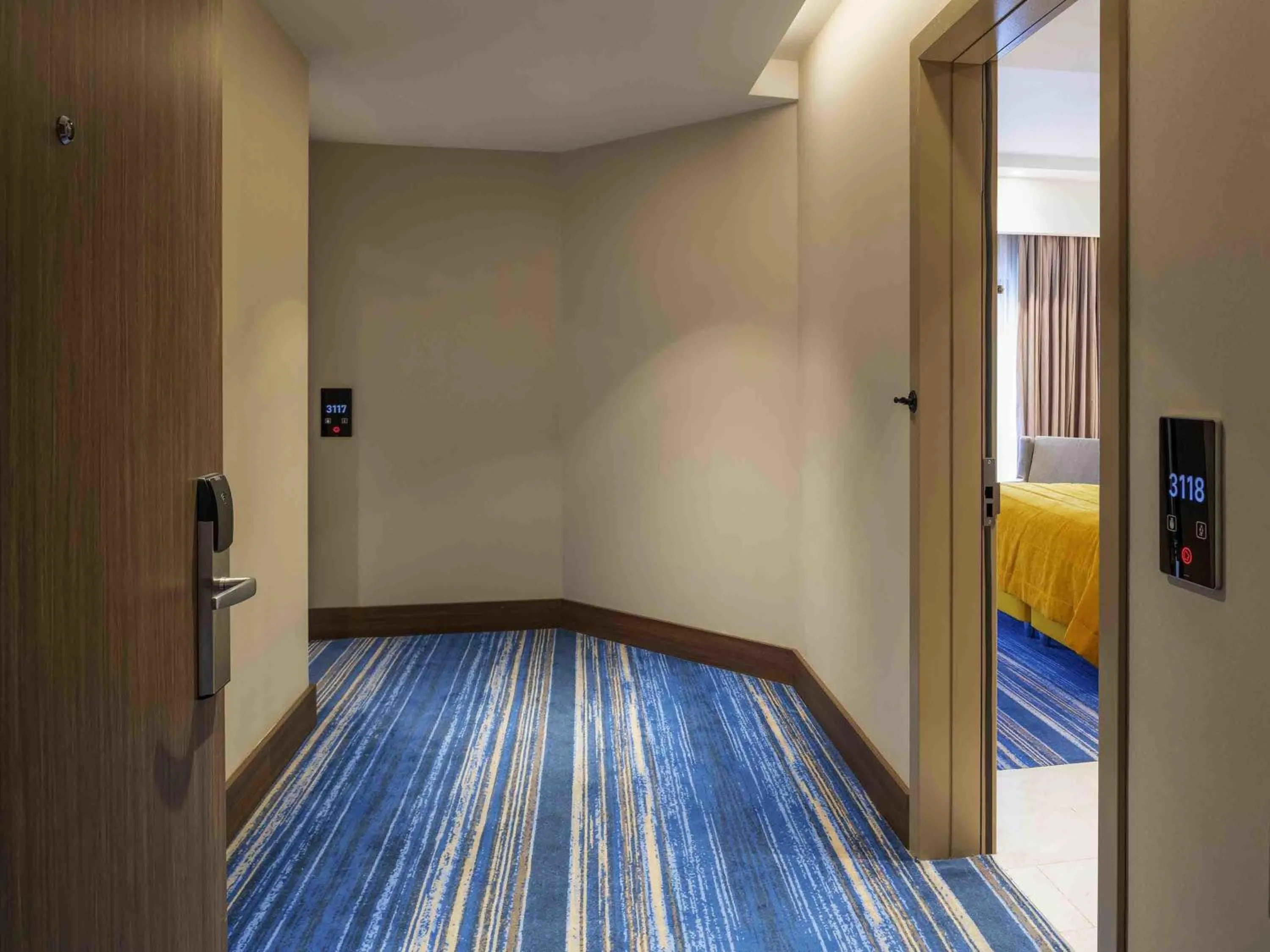 Bedroom, Bed in Mövenpick Hotel Istanbul Asia Airport