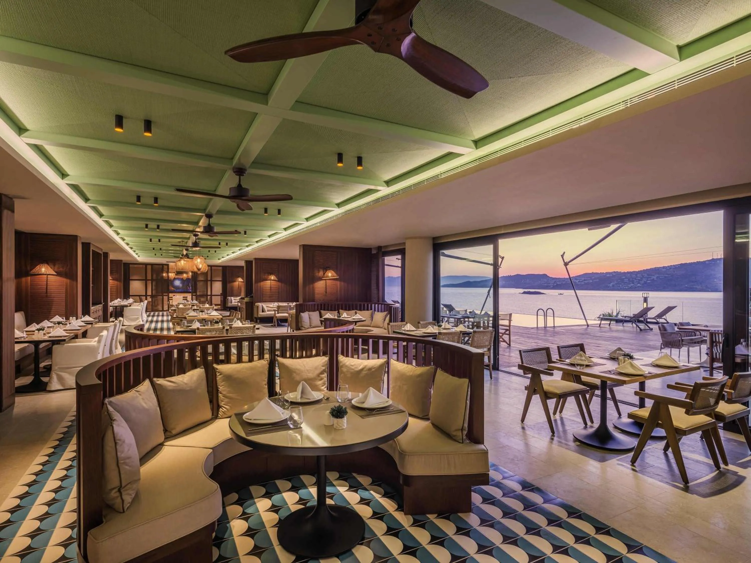 Restaurant/places to eat in The Bodrum Hotel Yalıkavak - MGallery Collection