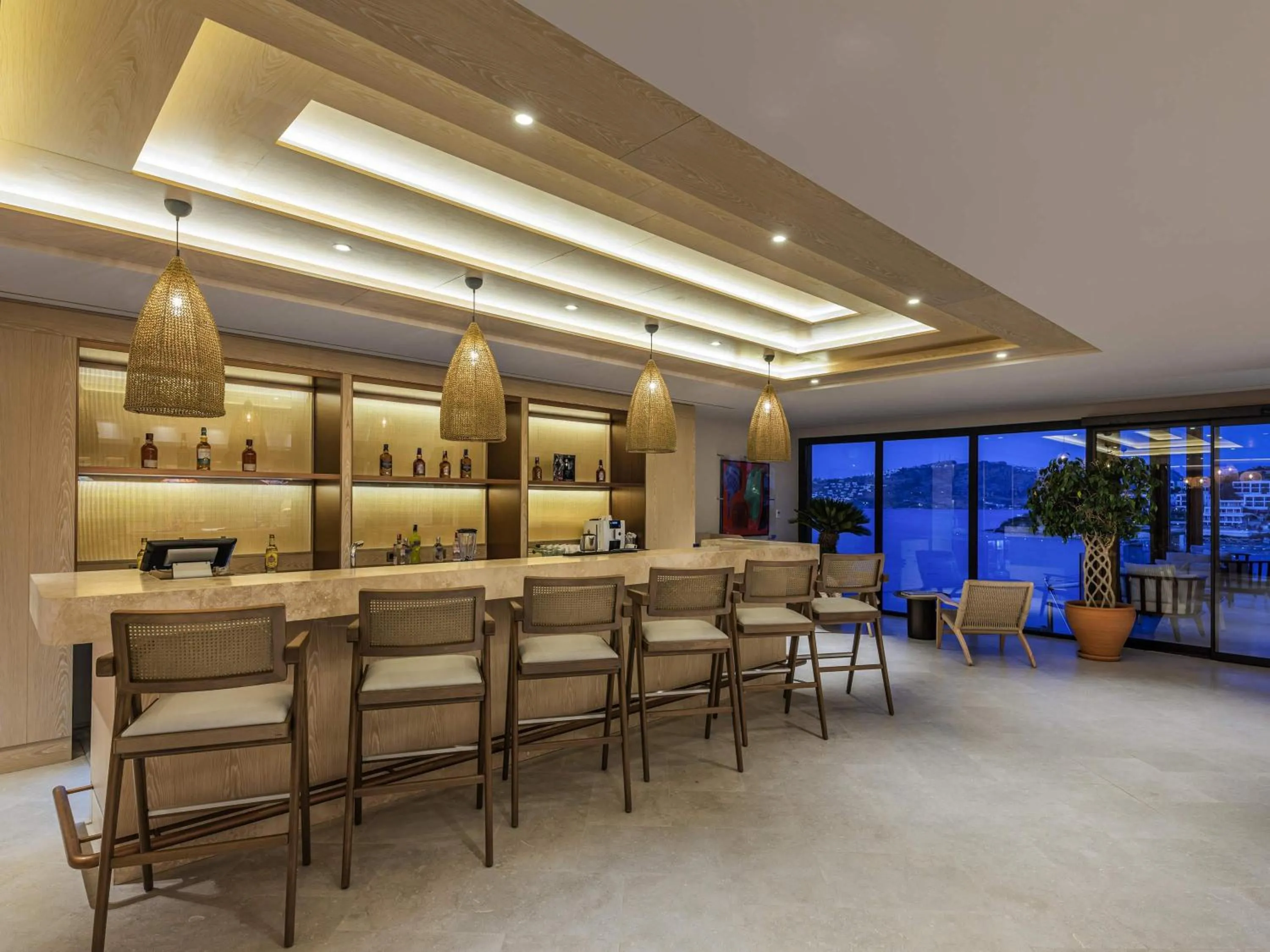 Lounge or bar in The Bodrum Hotel Yalıkavak - MGallery Collection