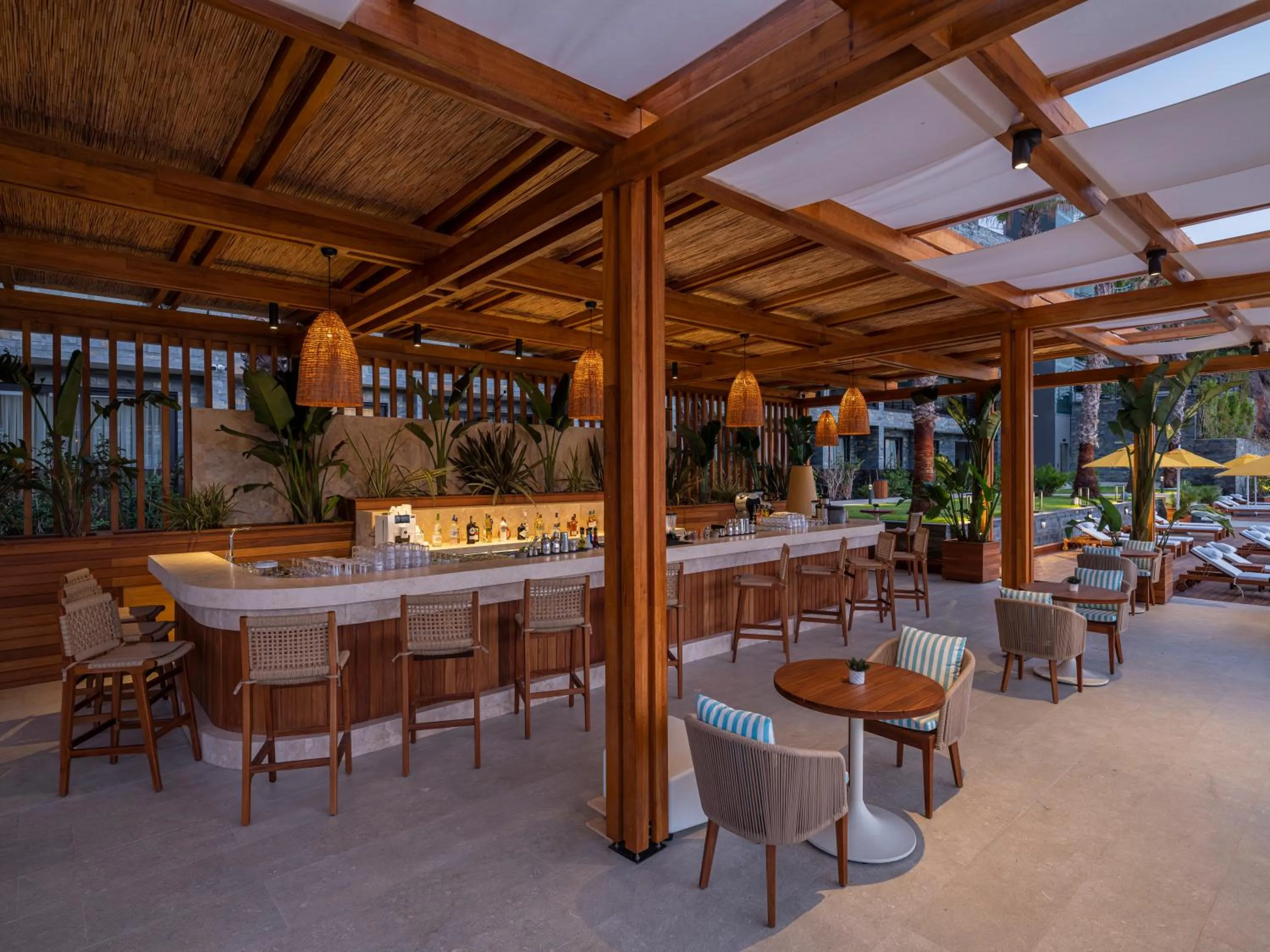 Lounge or bar in The Bodrum Hotel Yalıkavak - MGallery Collection