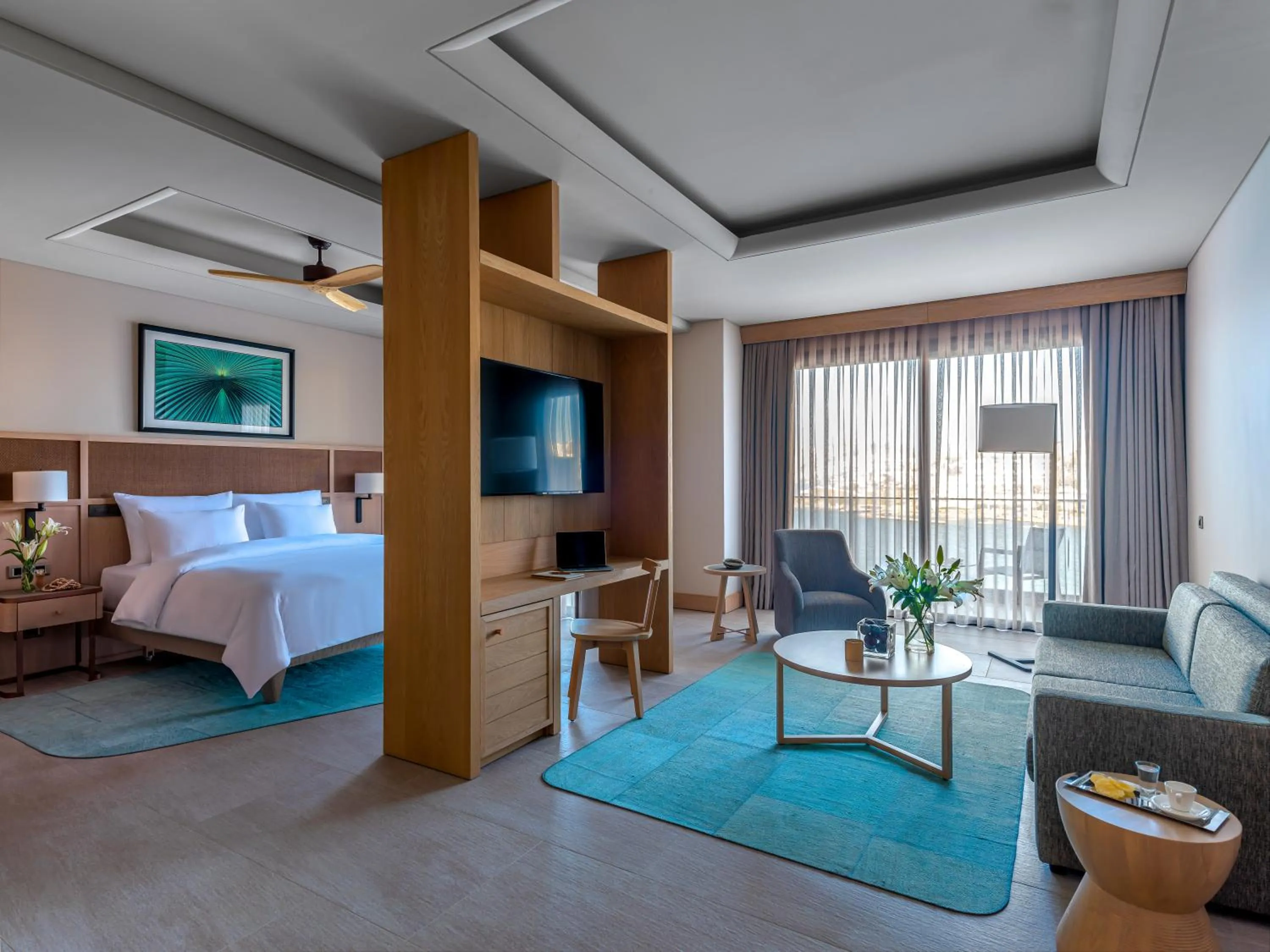 Seating area, Bed in The Bodrum Hotel Yalıkavak - MGallery Collection