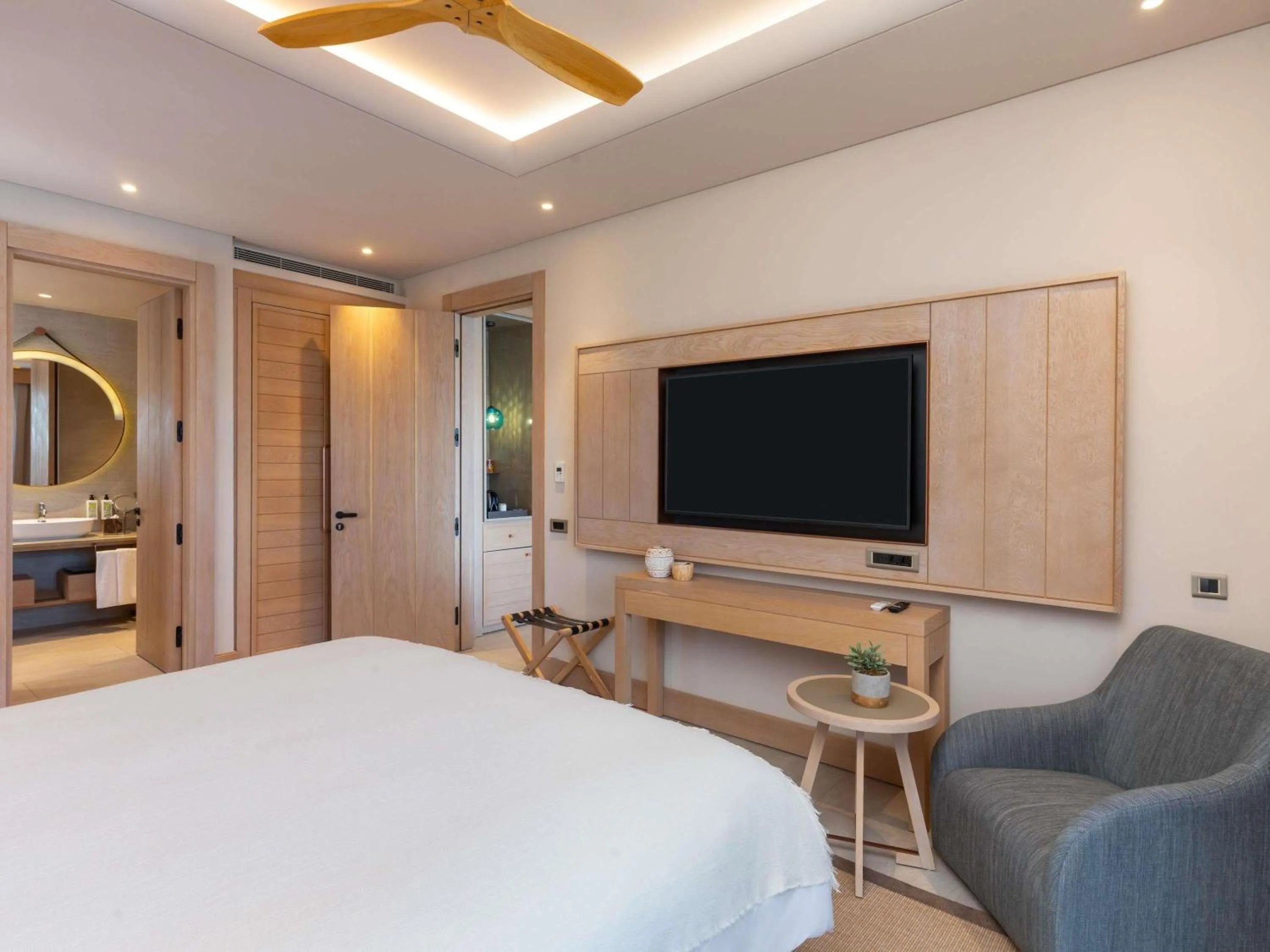 Bedroom, Bed in The Bodrum Hotel Yalıkavak - MGallery Collection