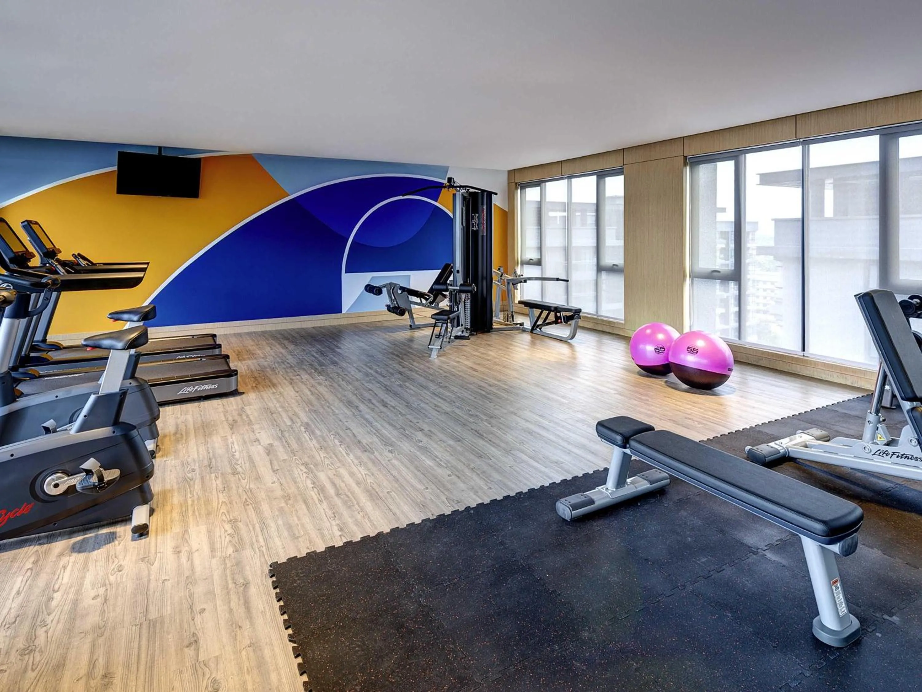 Fitness centre/facilities in Mercure Kuala Lumpur Glenmarie