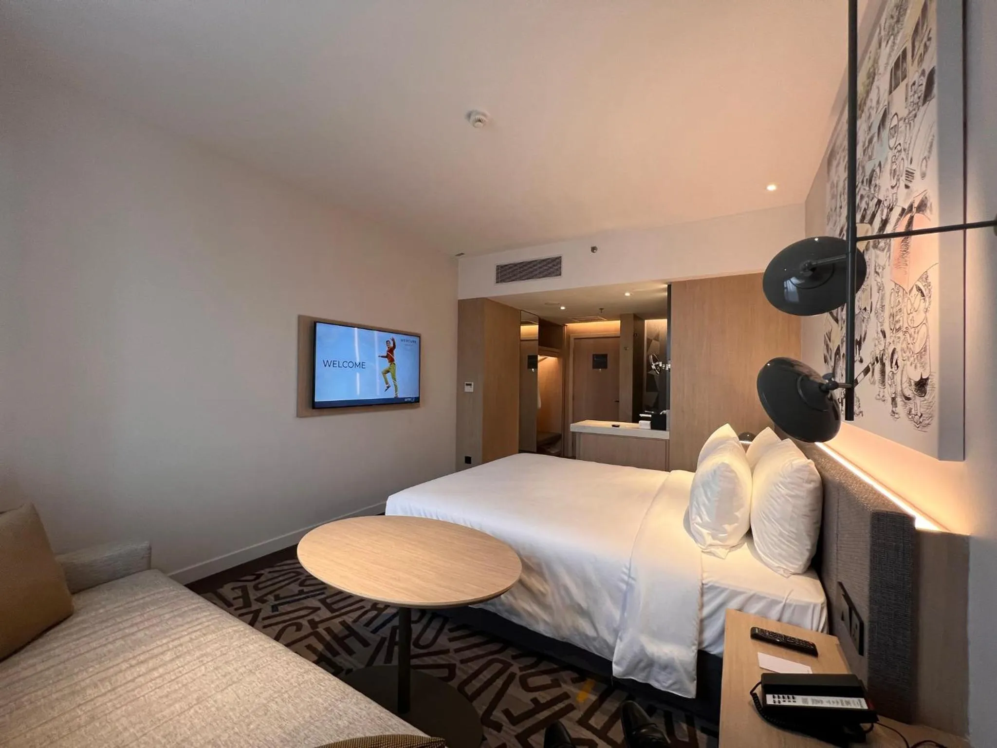 Bed in Mercure Kuala Lumpur Glenmarie