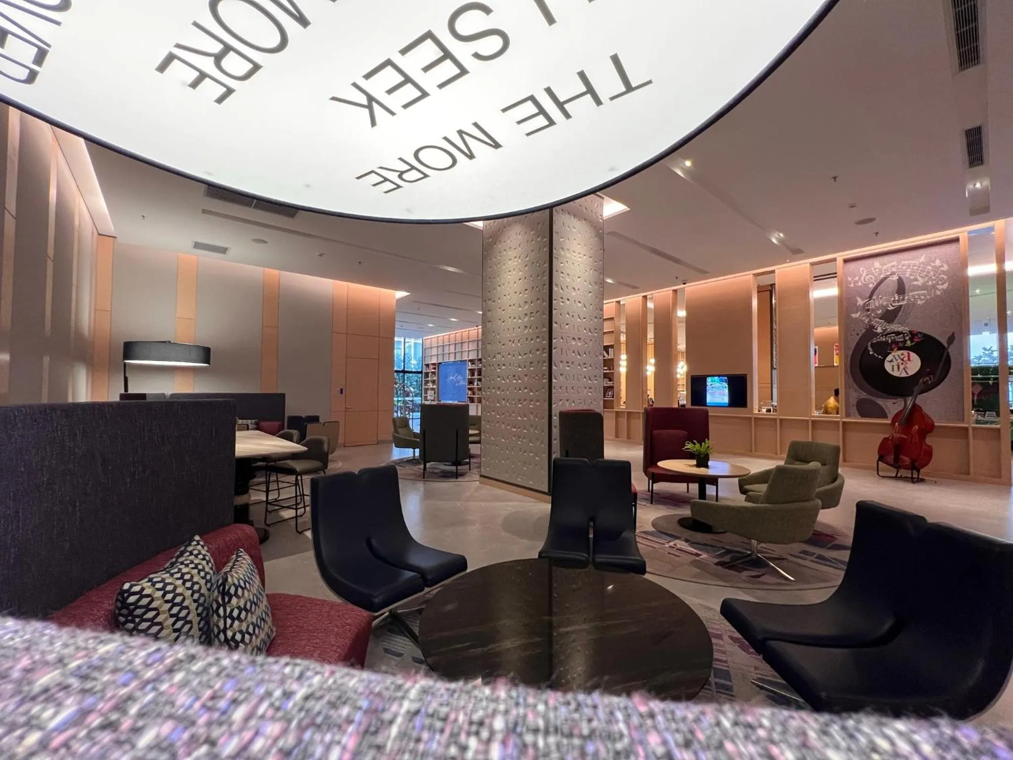 Lobby or reception in Mercure Kuala Lumpur Glenmarie