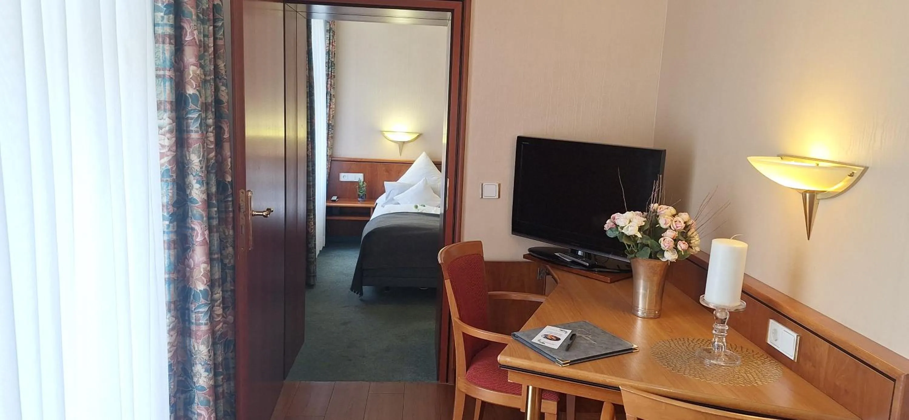 Bed in Aparthotel Hohenzollern